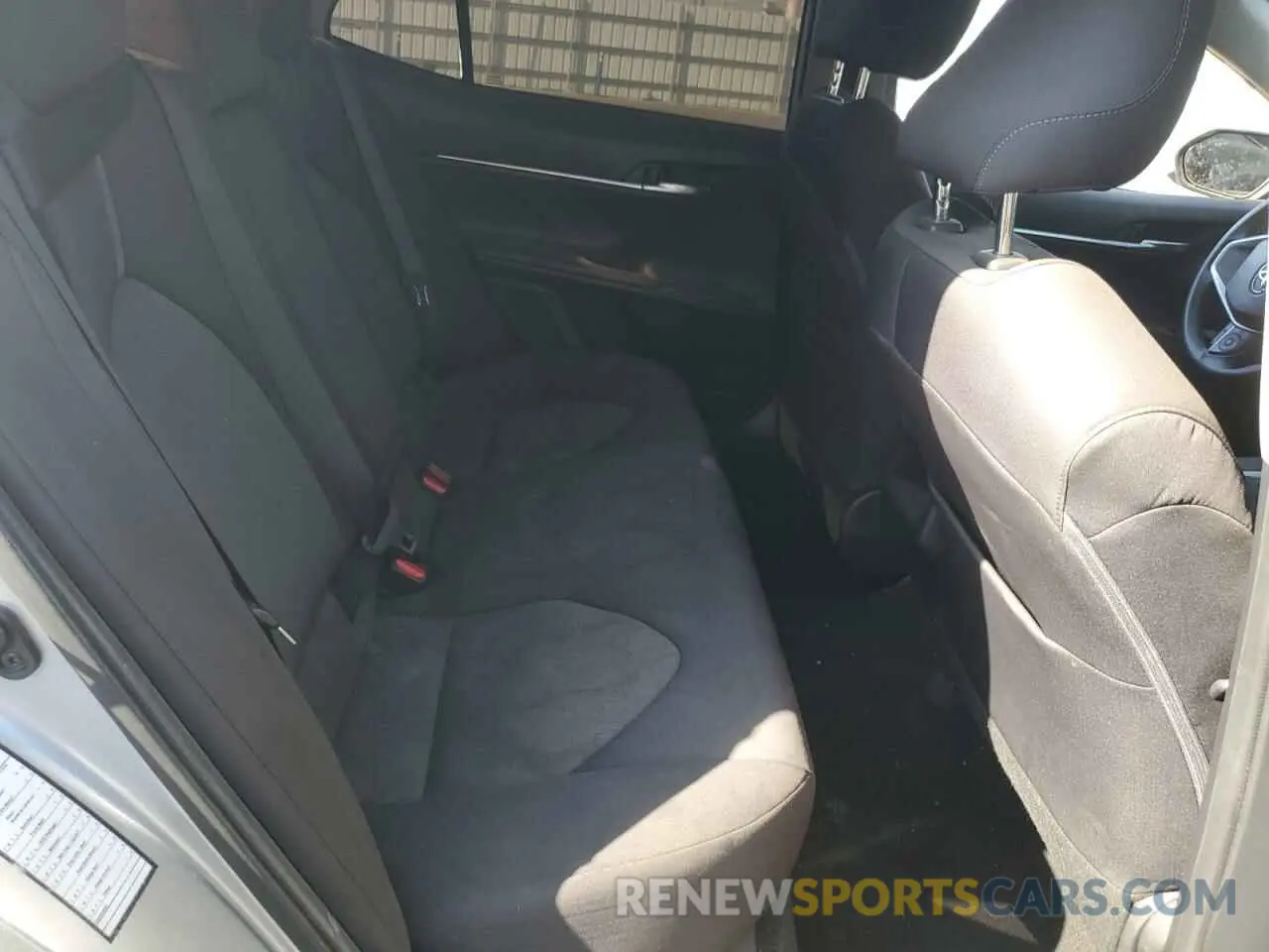 10 fotografías del automóvil dañado 4T1C11AK7MU587467 TOYOTA CAMRY 2021