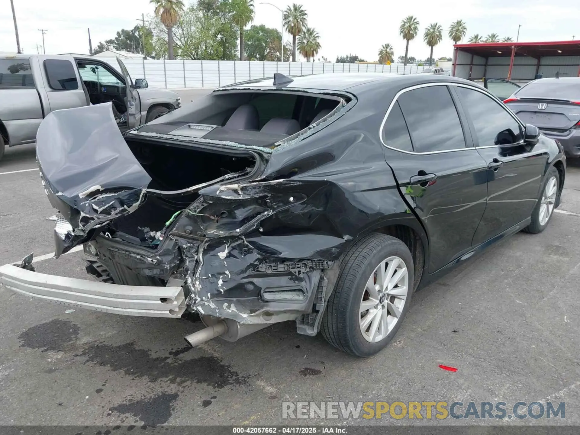 4 fotografías del automóvil dañado 4T1C11AK8MU421894 TOYOTA CAMRY 2021