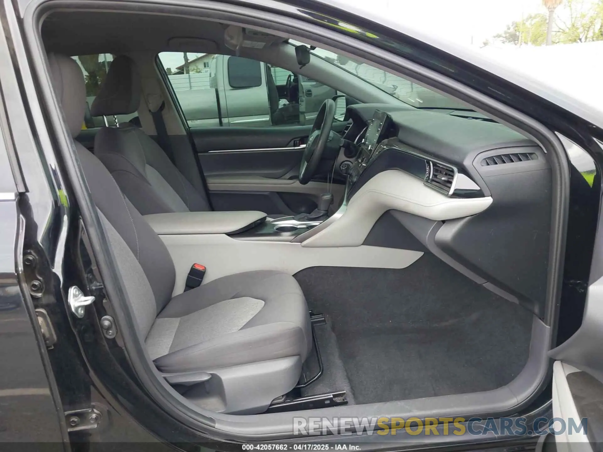 5 fotografías del automóvil dañado 4T1C11AK8MU421894 TOYOTA CAMRY 2021