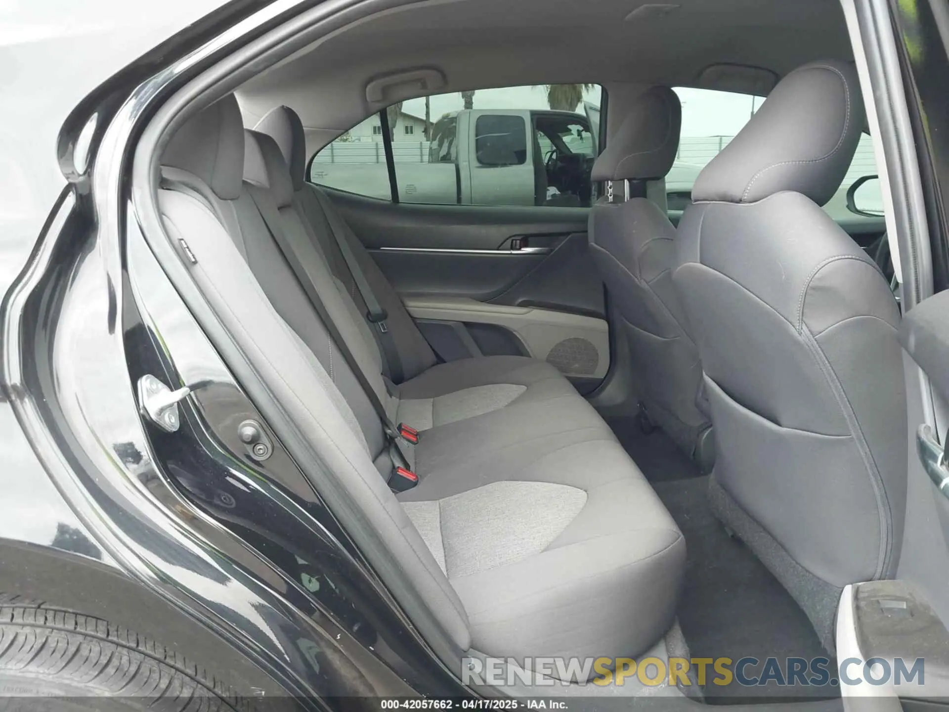 8 fotografías del automóvil dañado 4T1C11AK8MU421894 TOYOTA CAMRY 2021