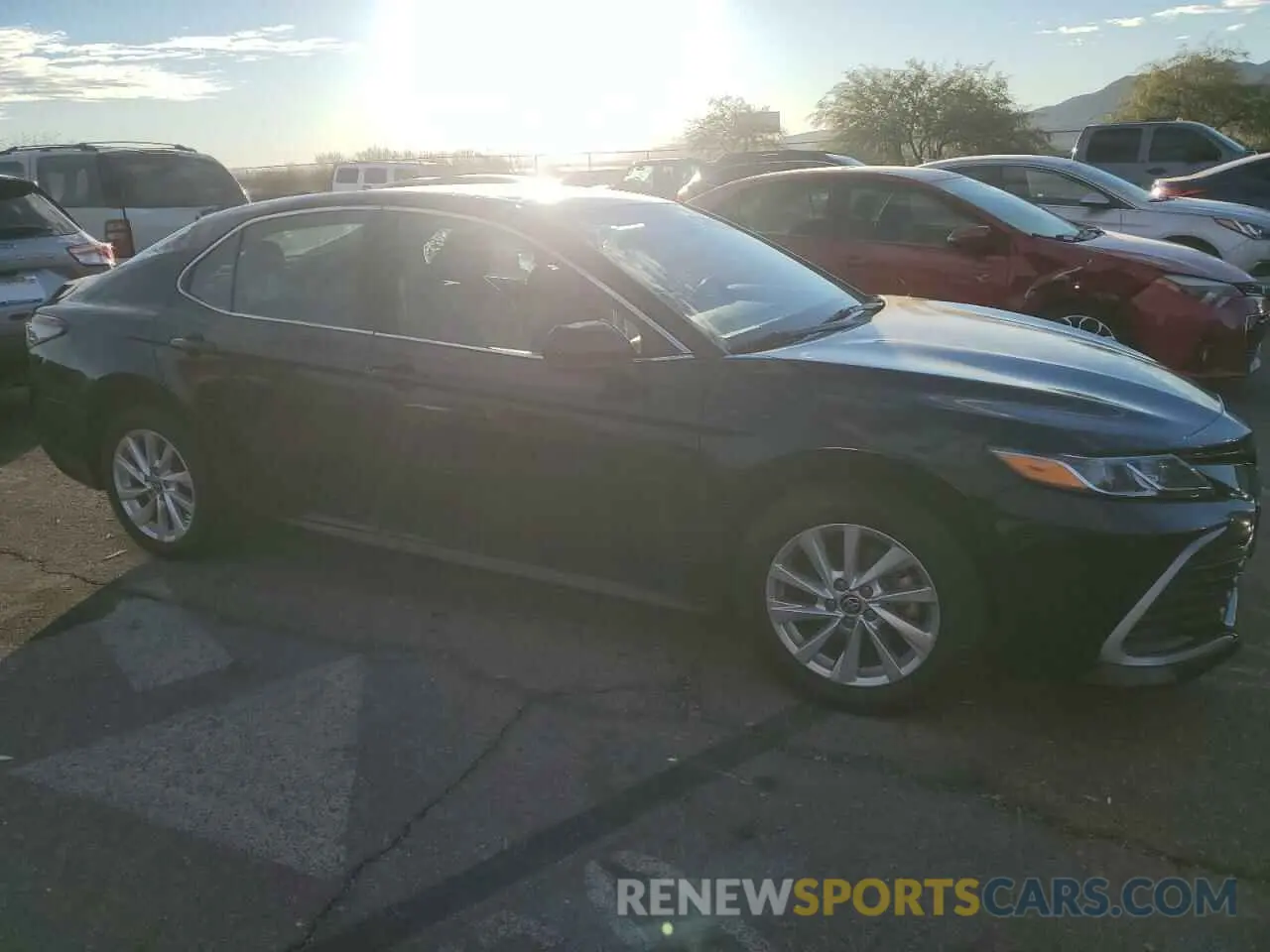 4 fotografías del automóvil dañado 4T1C11AK8MU431955 TOYOTA CAMRY 2021