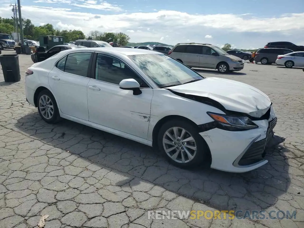 4 fotografías del automóvil dañado 4T1C11AK8MU440137 TOYOTA CAMRY 2021