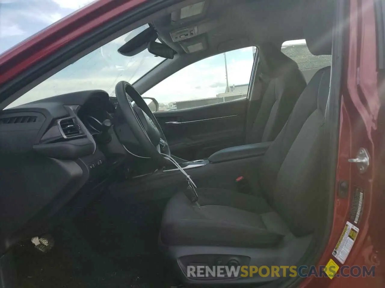 7 fotografías del automóvil dañado 4T1C11AK8MU548824 TOYOTA CAMRY 2021