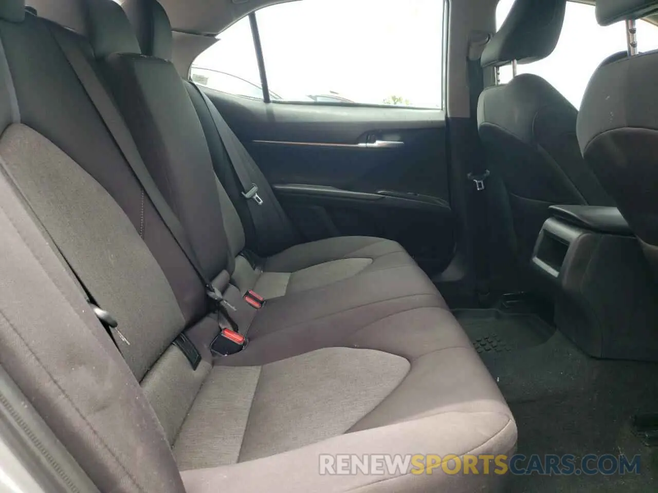 6 fotografías del automóvil dañado 4T1C11AK8MU553120 TOYOTA CAMRY 2021