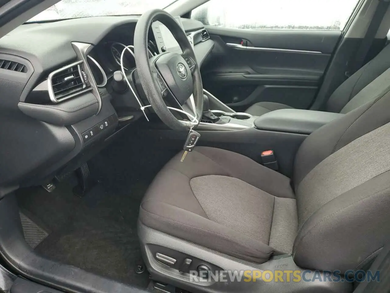 7 fotografías del automóvil dañado 4T1C11AK9MU456461 TOYOTA CAMRY 2021