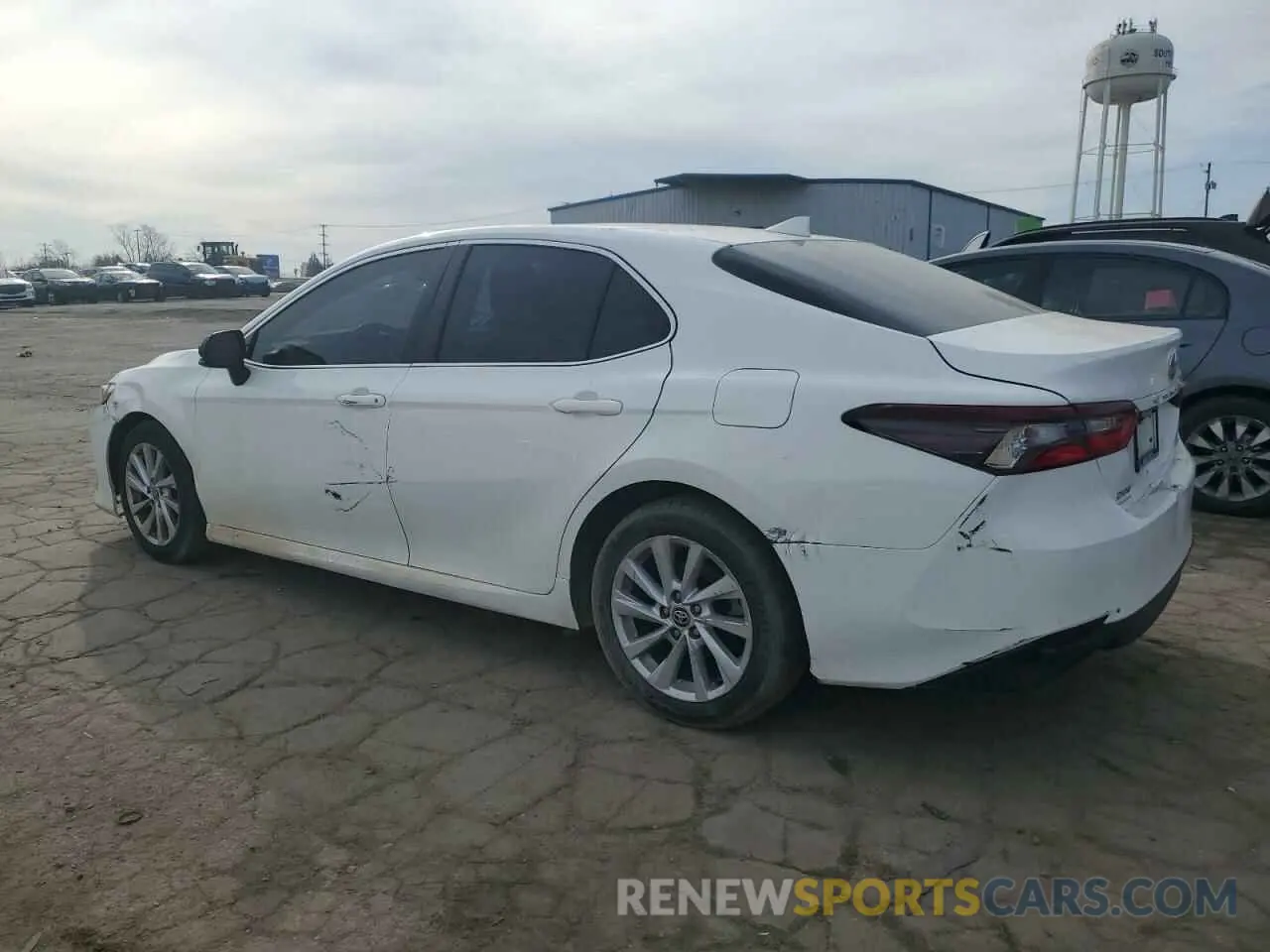 2 fotografías del automóvil dañado 4T1C11AK9MU457206 TOYOTA CAMRY 2021