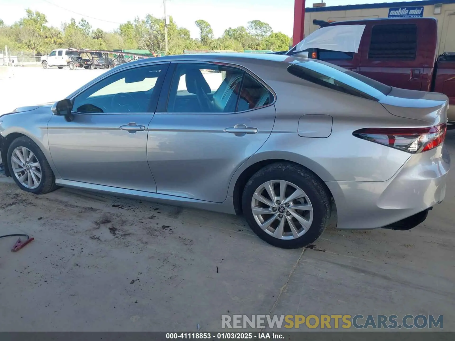 14 fotografías del automóvil dañado 4T1C11AK9MU541624 TOYOTA CAMRY 2021