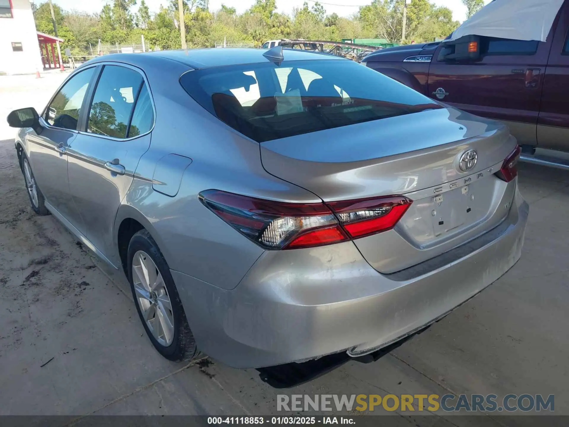 3 fotografías del automóvil dañado 4T1C11AK9MU541624 TOYOTA CAMRY 2021