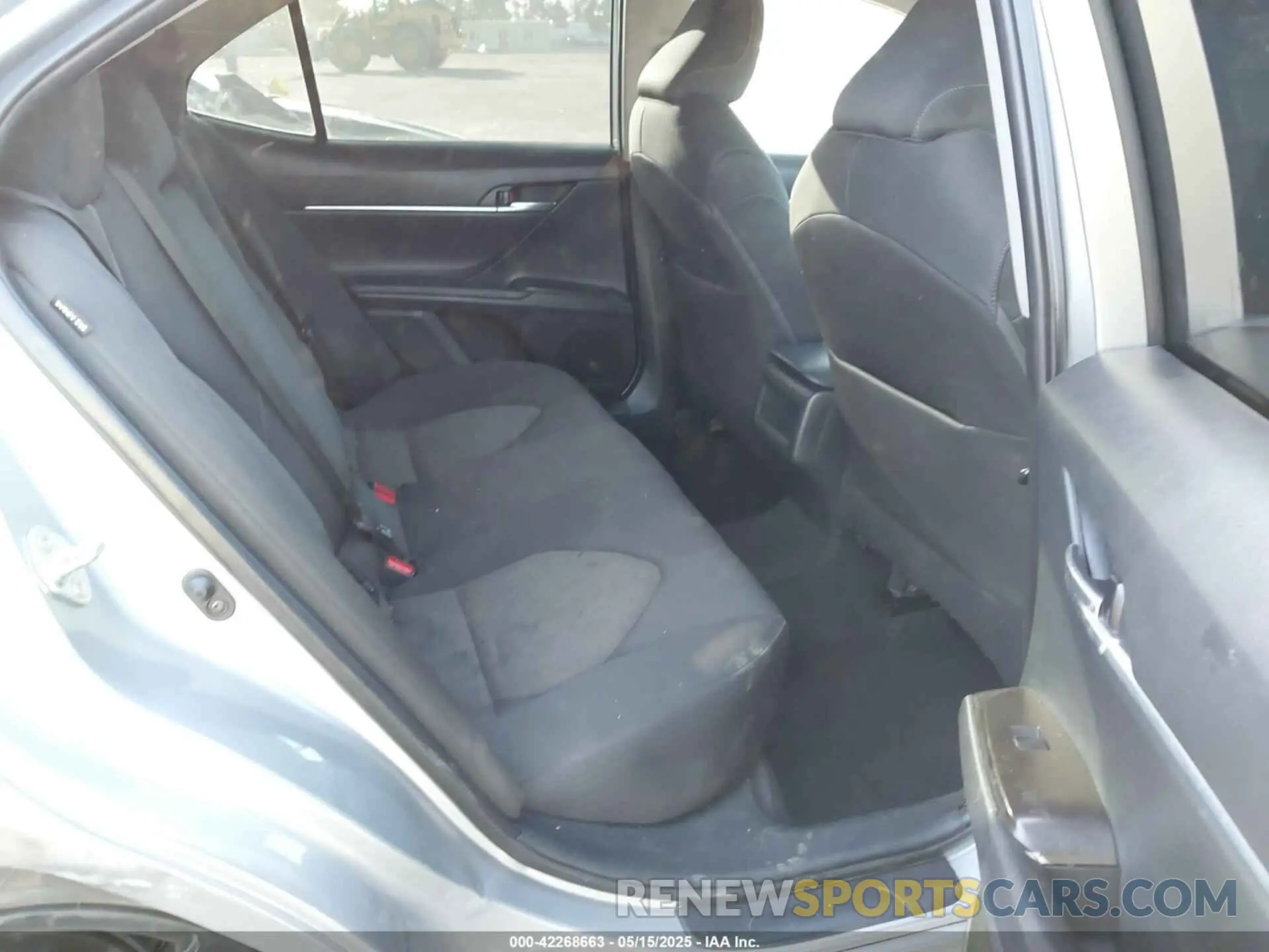 8 fotografías del automóvil dañado 4T1C11AK9MU579645 TOYOTA CAMRY 2021