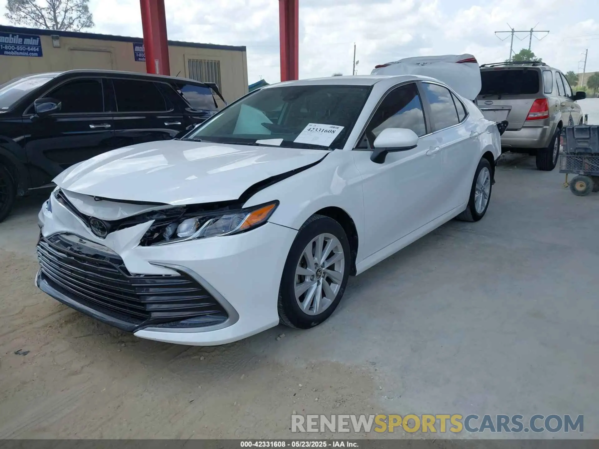2 fotografías del automóvil dañado 4T1C11AK9MU584845 TOYOTA CAMRY 2021