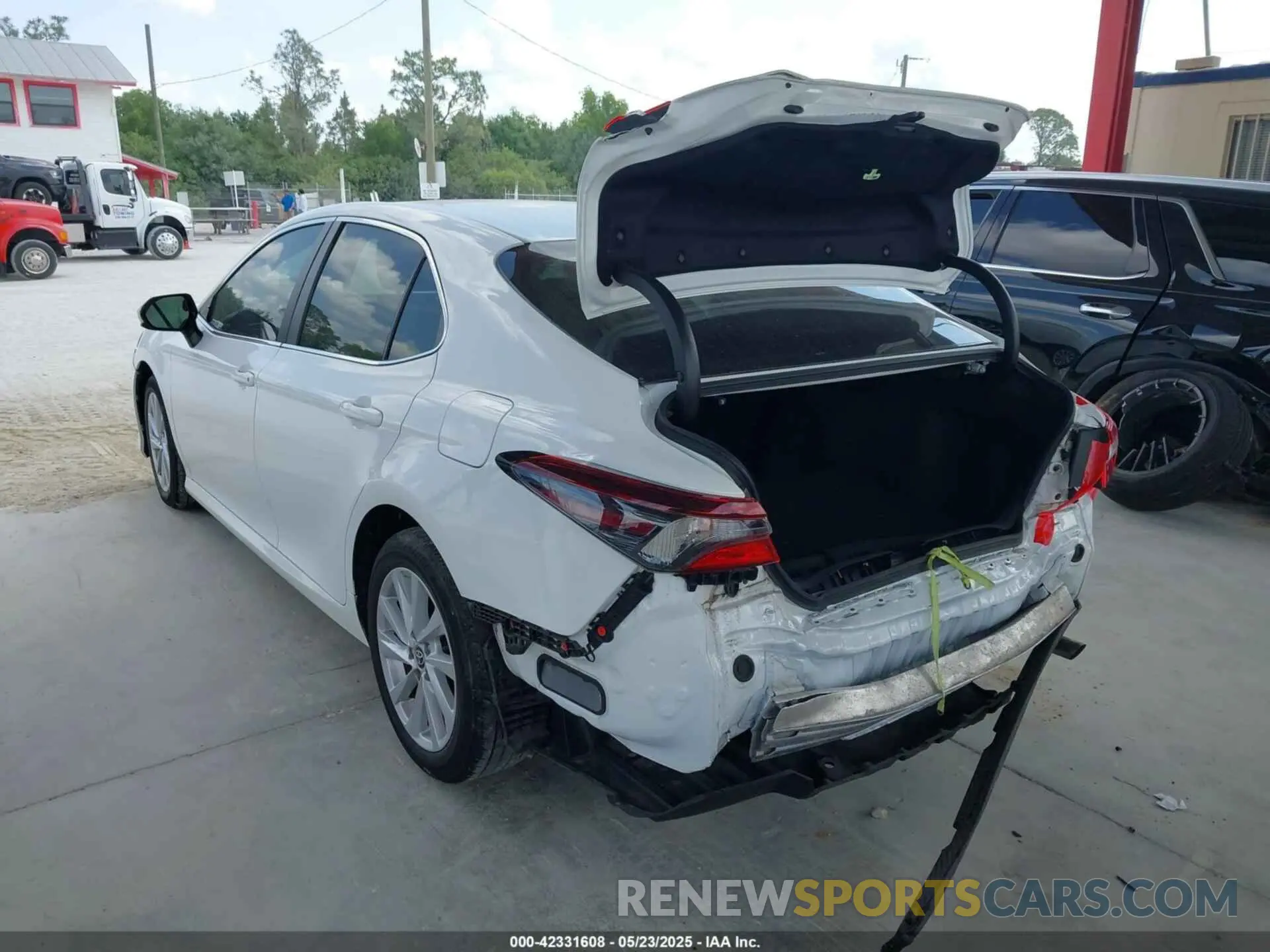3 fotografías del automóvil dañado 4T1C11AK9MU584845 TOYOTA CAMRY 2021