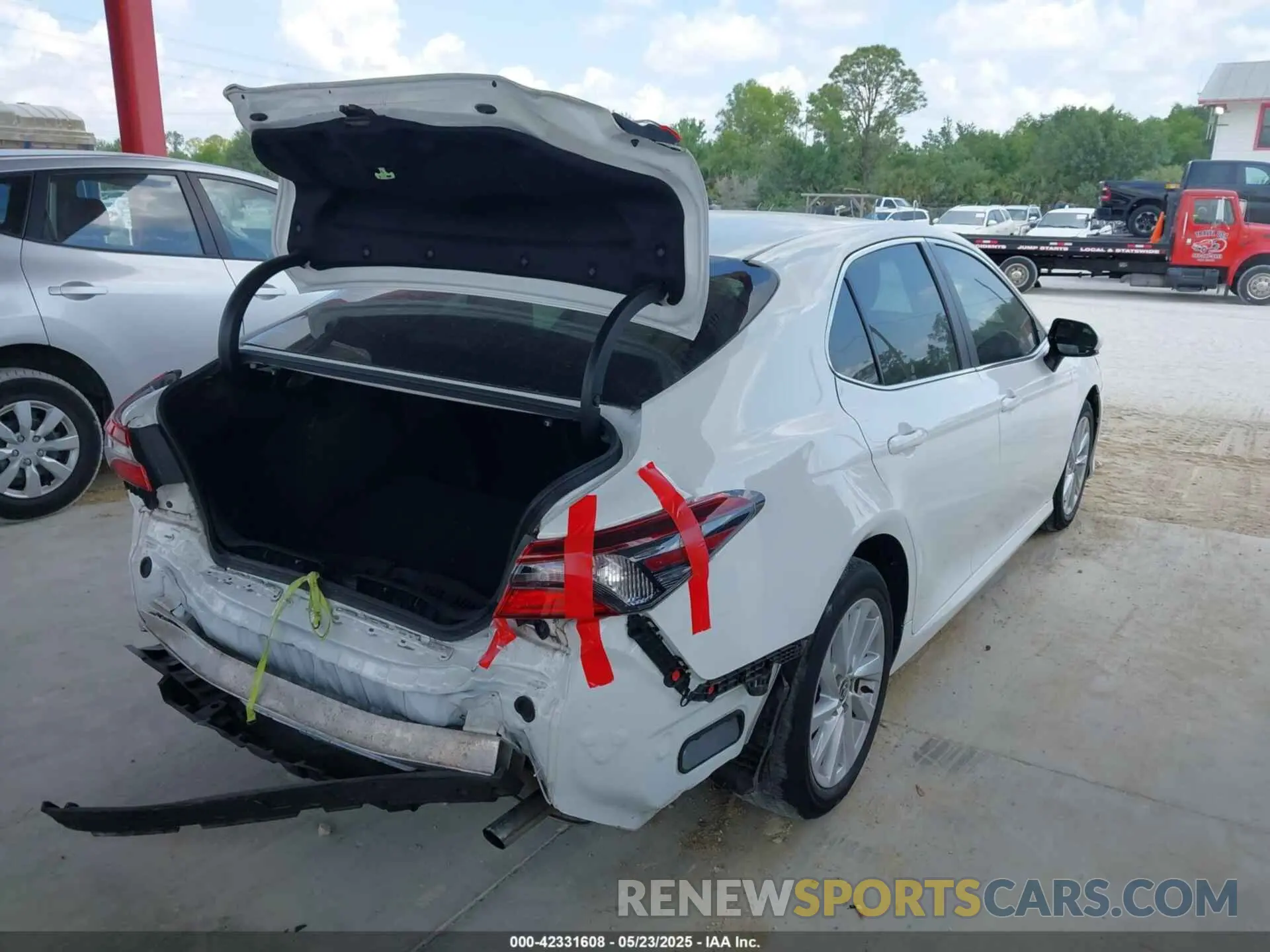 4 fotografías del automóvil dañado 4T1C11AK9MU584845 TOYOTA CAMRY 2021