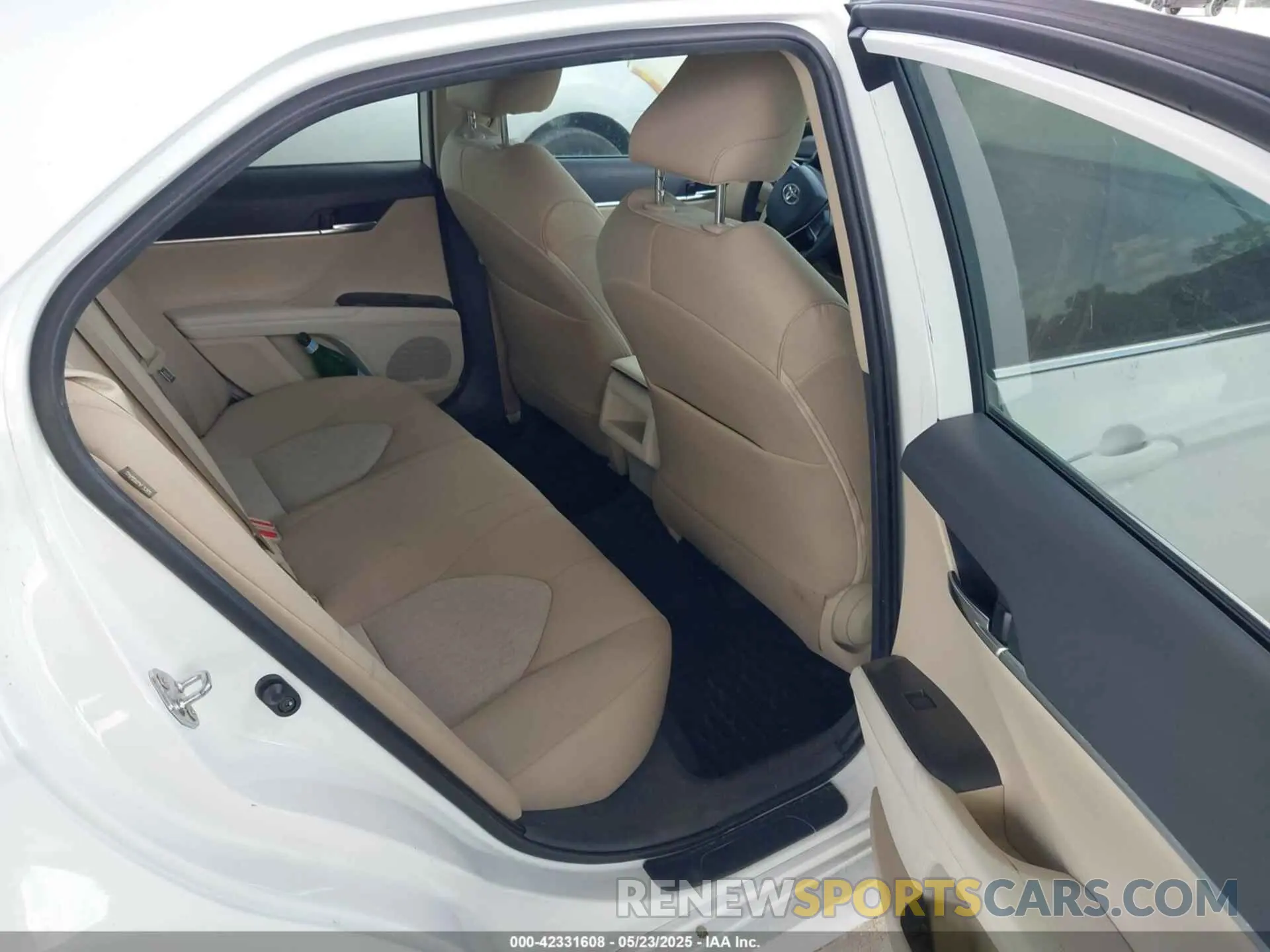8 fotografías del automóvil dañado 4T1C11AK9MU584845 TOYOTA CAMRY 2021