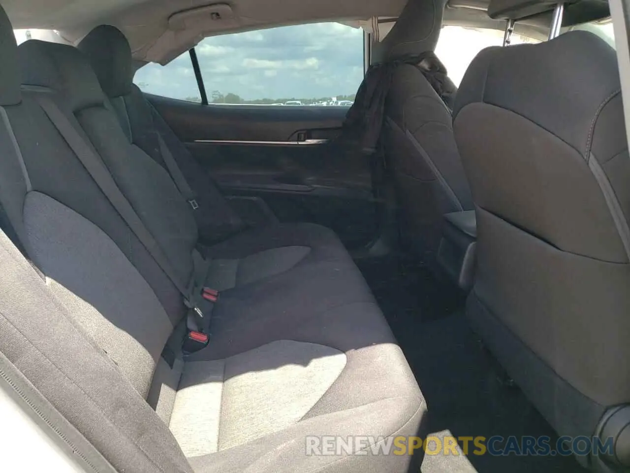 10 fotografías del automóvil dañado 4T1C11AKXMU495401 TOYOTA CAMRY 2021