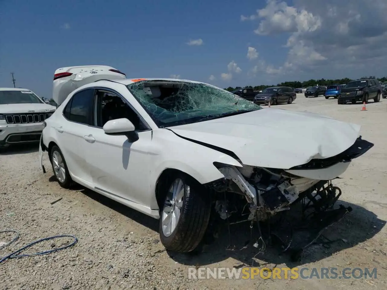 4 fotografías del automóvil dañado 4T1C11AKXMU495401 TOYOTA CAMRY 2021