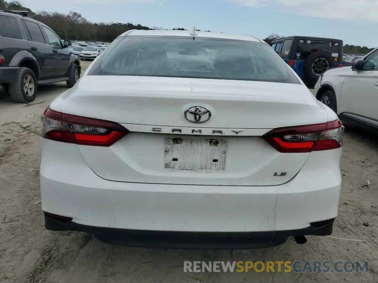 6 fotografías del automóvil dañado 4T1C11AKXMU590010 TOYOTA CAMRY 2021