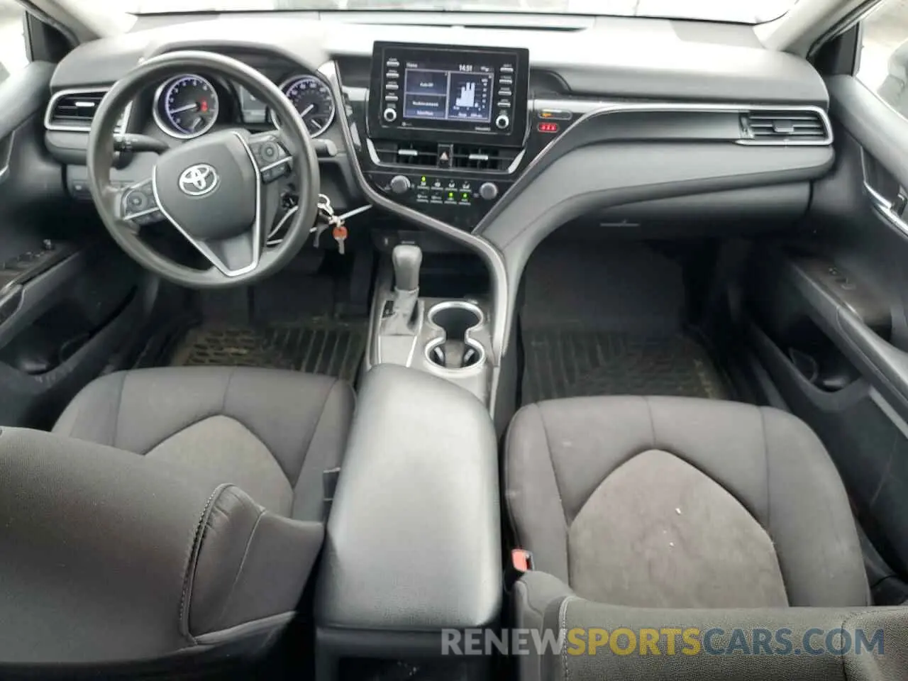 8 fotografías del automóvil dañado 4T1C11AKXMU590010 TOYOTA CAMRY 2021