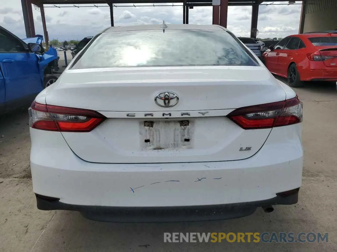 6 fotografías del automóvil dañado 4T1C11AKXMU592775 TOYOTA CAMRY 2021