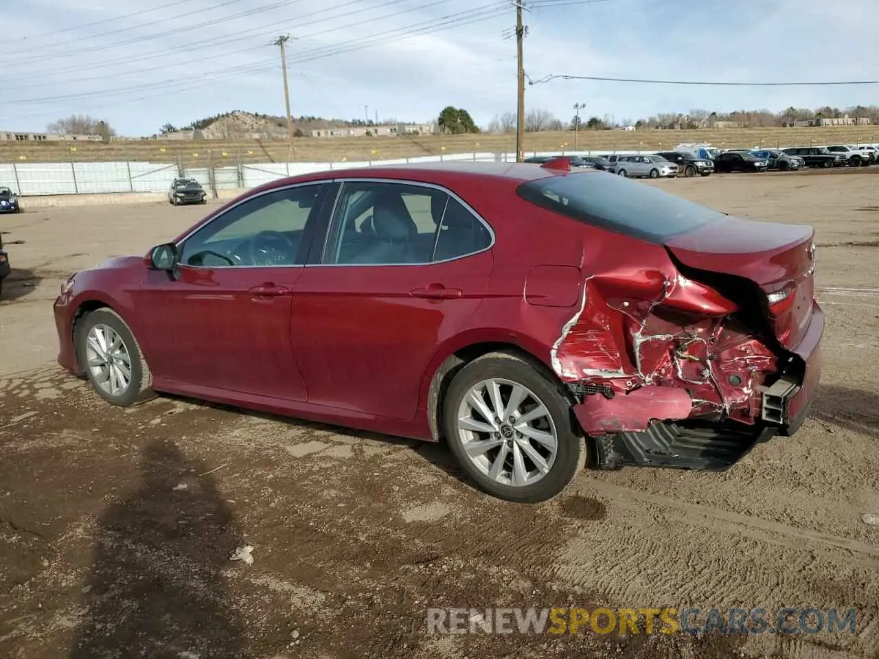 2 fotografías del automóvil dañado 4T1C11AKXMU599791 TOYOTA CAMRY 2021