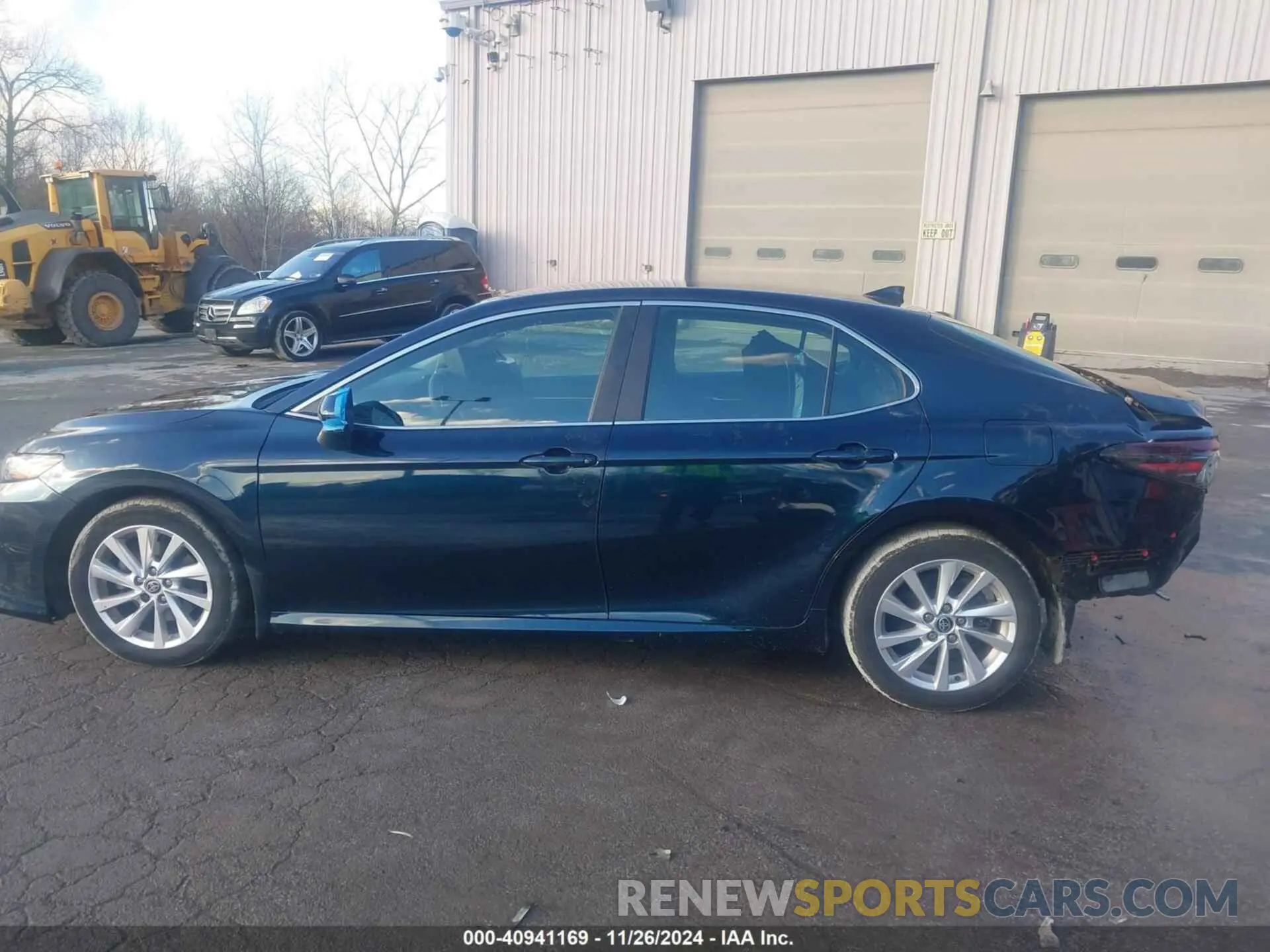 15 fotografías del automóvil dañado 4T1C11BK1MU024297 TOYOTA CAMRY 2021
