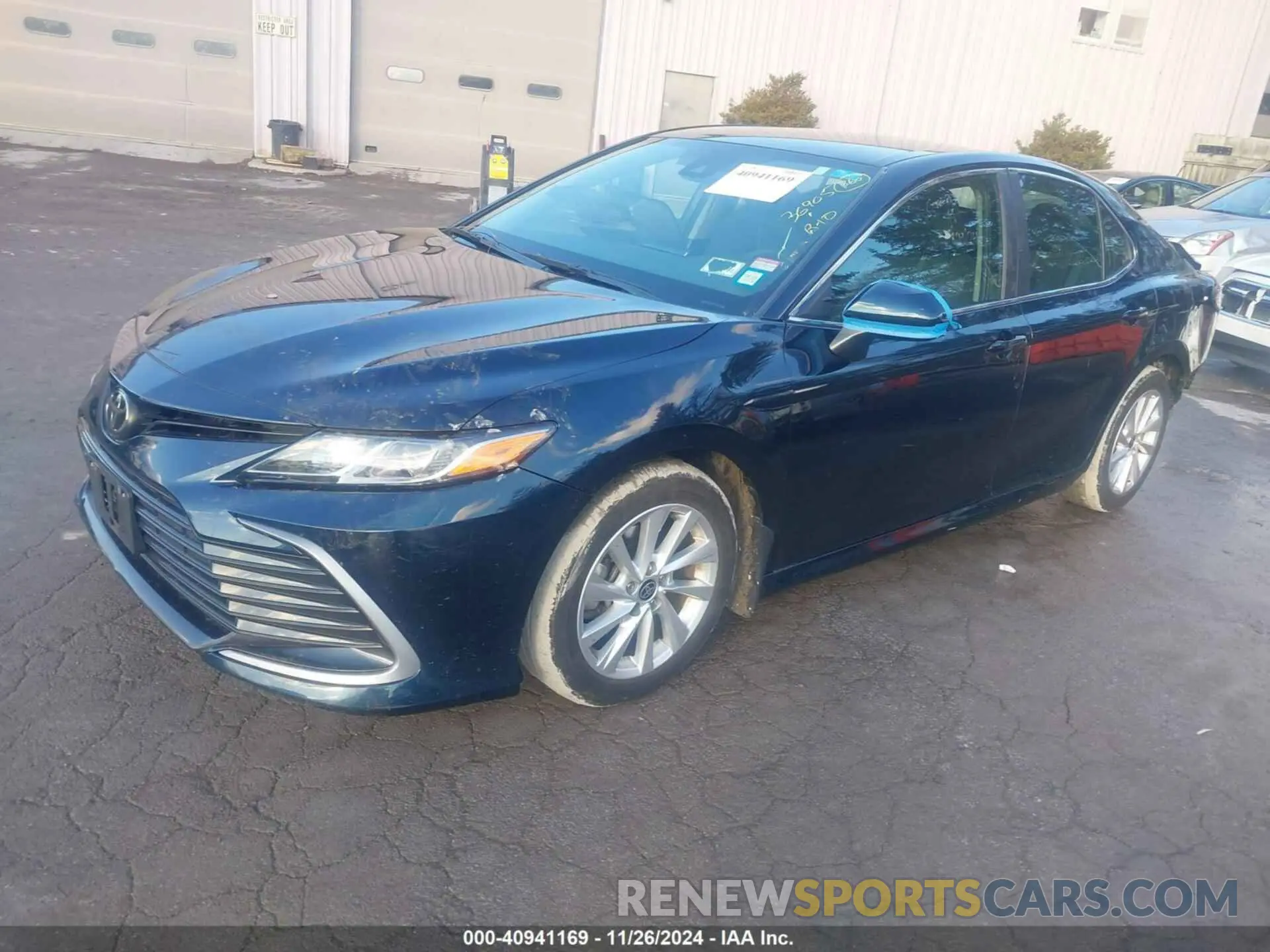 2 fotografías del automóvil dañado 4T1C11BK1MU024297 TOYOTA CAMRY 2021