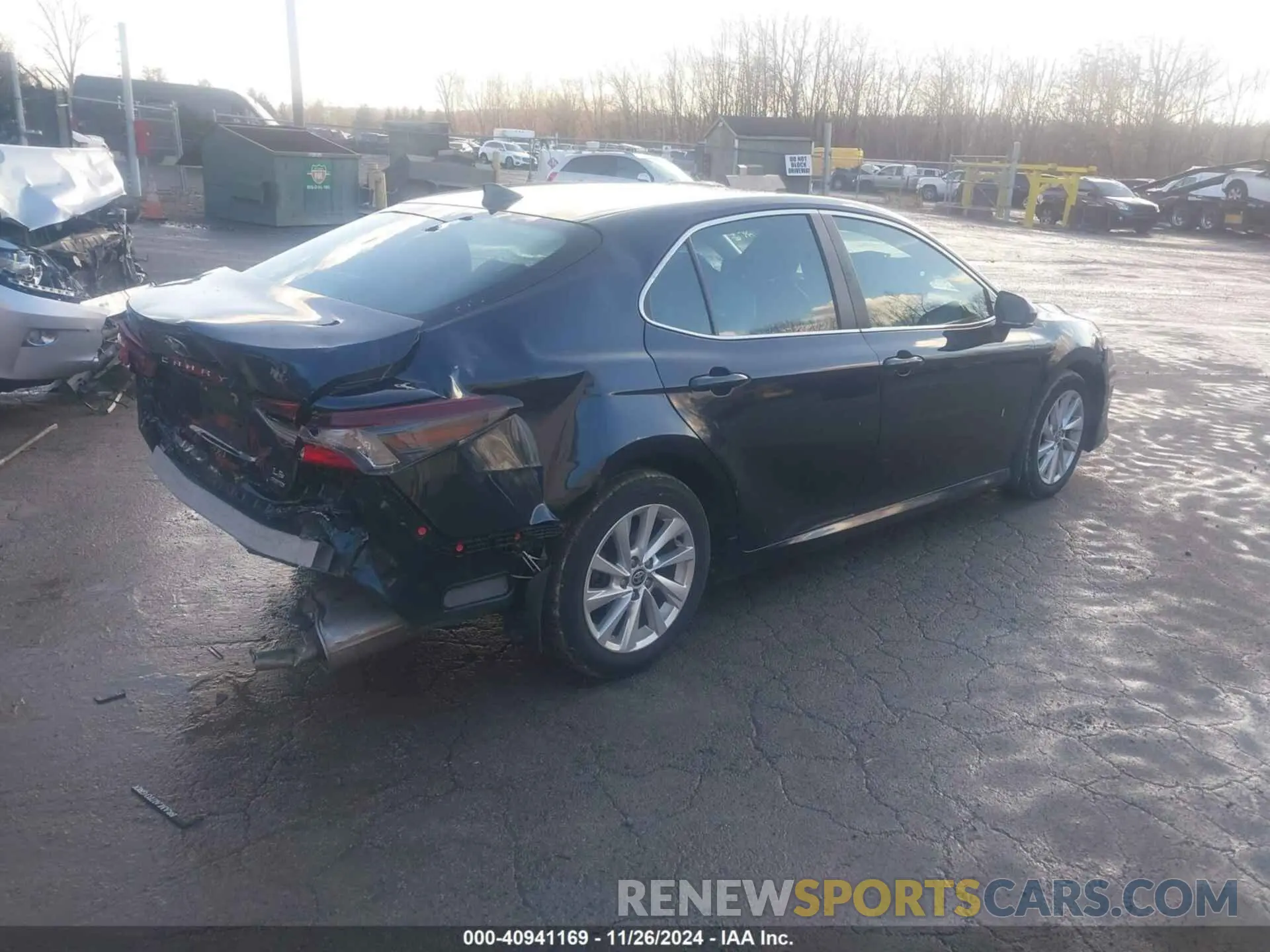 4 fotografías del automóvil dañado 4T1C11BK1MU024297 TOYOTA CAMRY 2021