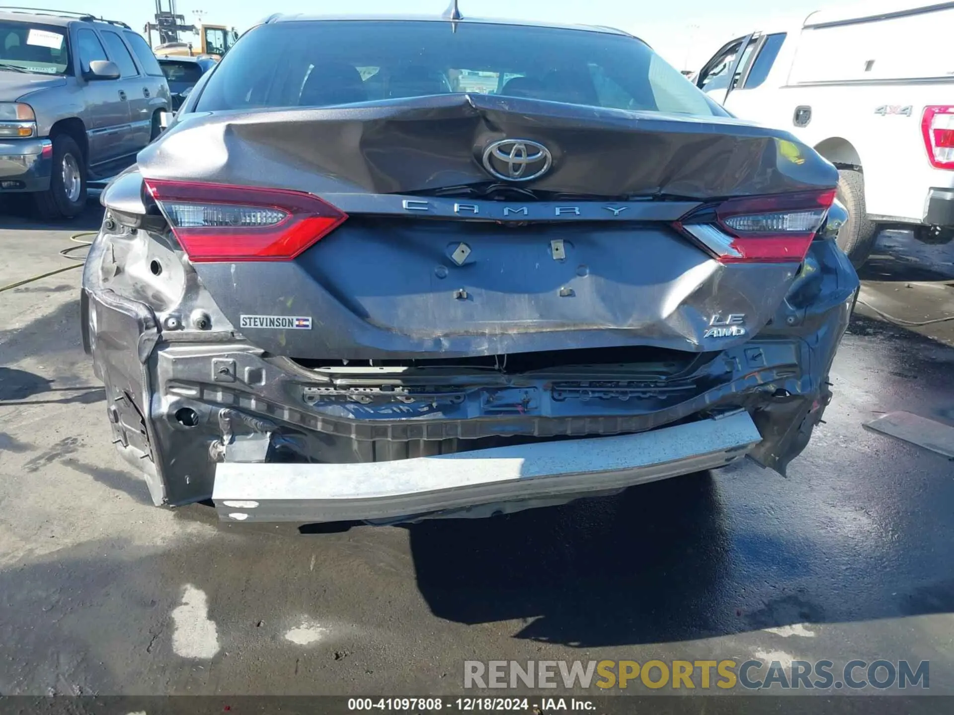 17 fotografías del automóvil dañado 4T1C11BK2MU042243 TOYOTA CAMRY 2021