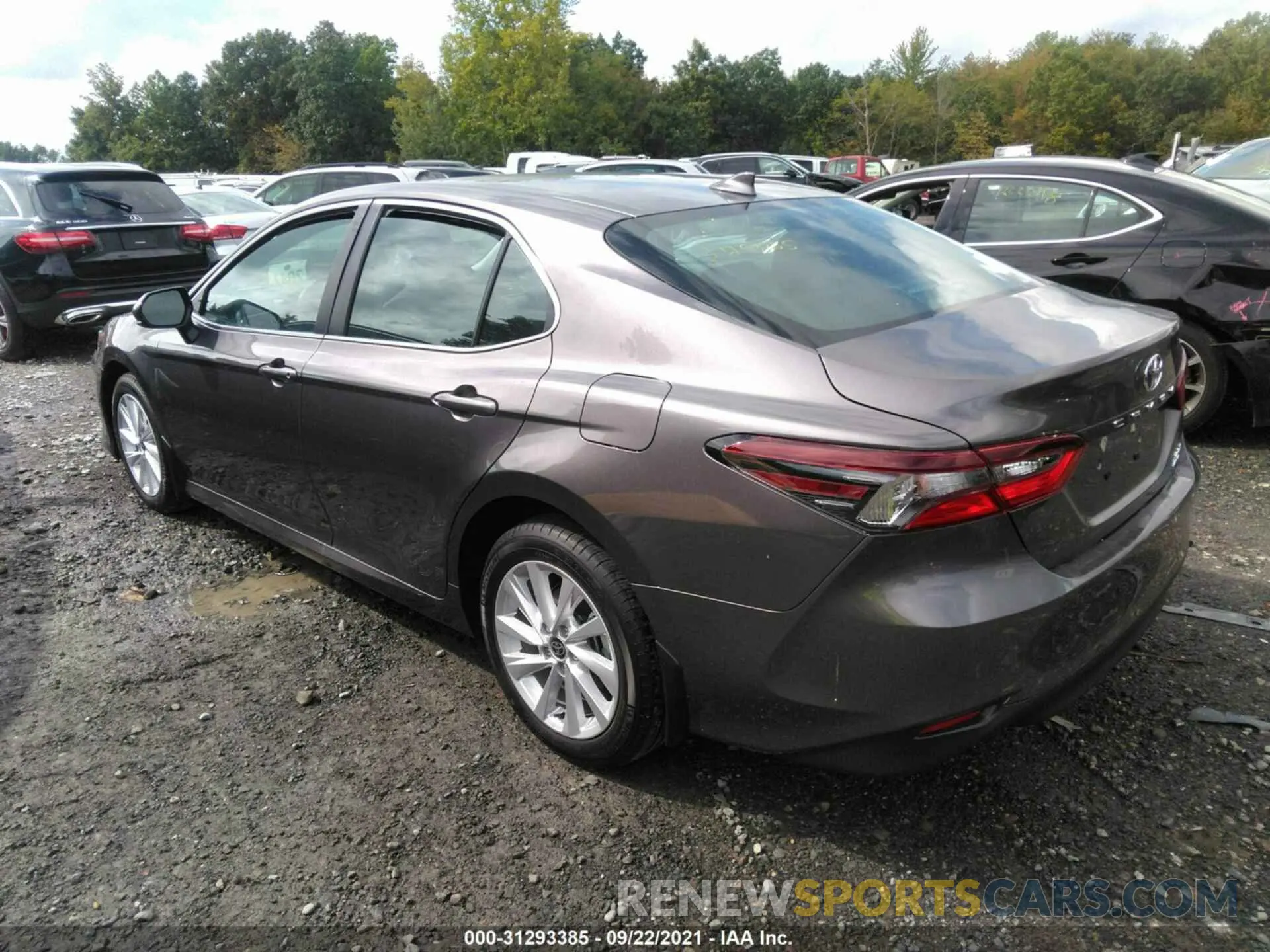 3 fotografías del automóvil dañado 4T1C11BK4MU040316 TOYOTA CAMRY 2021