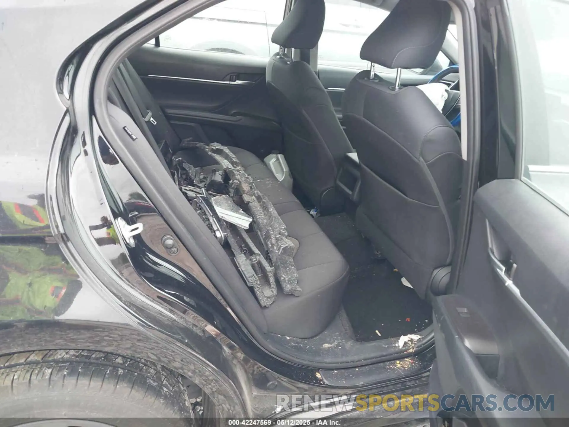 8 fotografías del automóvil dañado 4T1C11BK7MU036762 TOYOTA CAMRY 2021