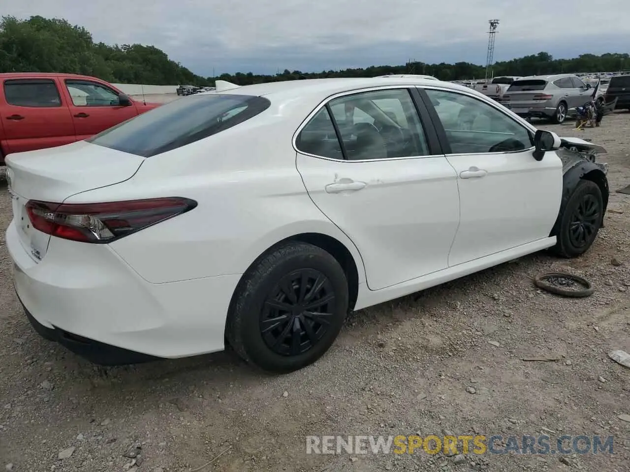 3 fotografías del automóvil dañado 4T1C31AK0MU554093 TOYOTA CAMRY 2021