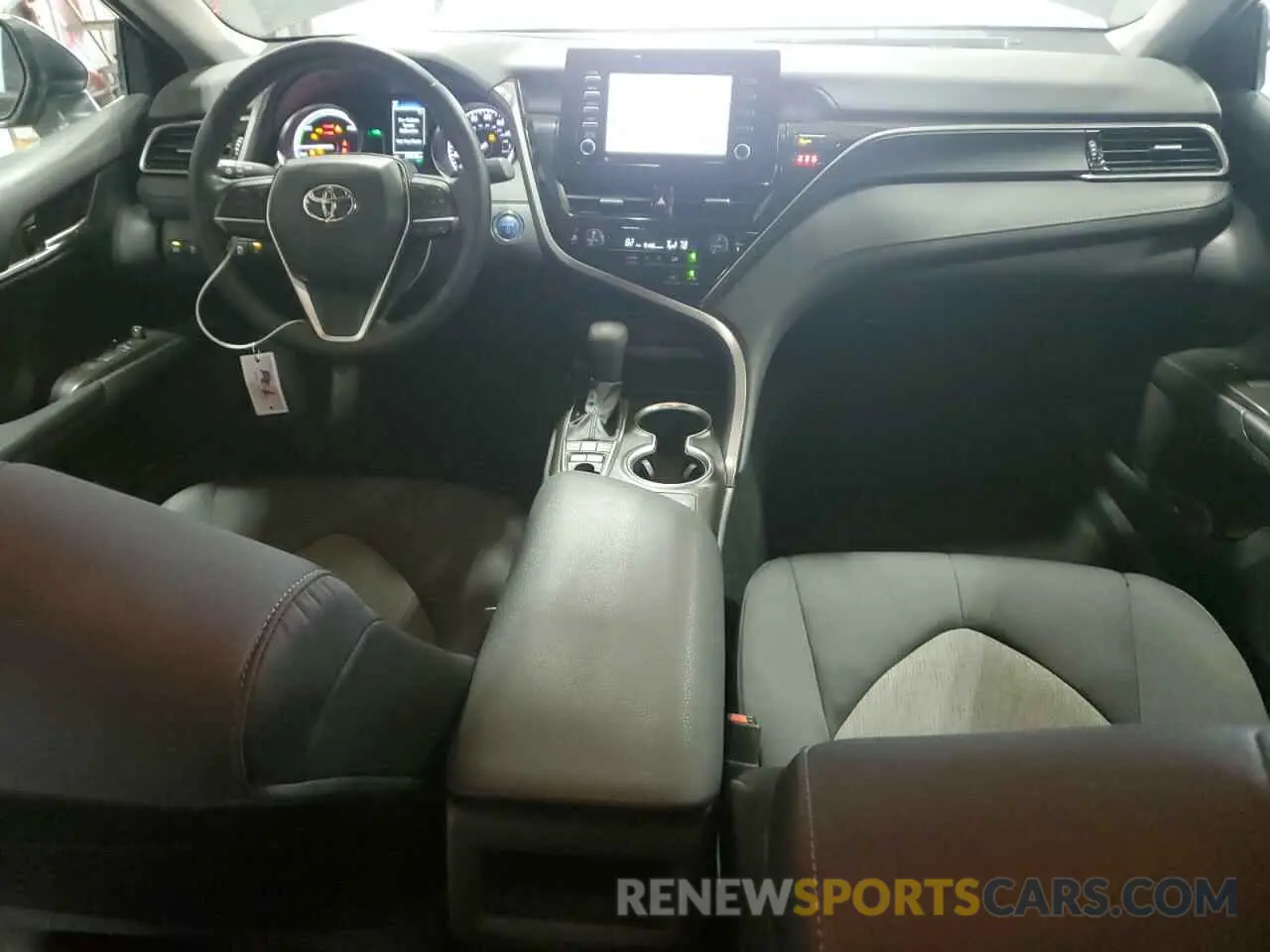 8 fotografías del automóvil dañado 4T1C31AK0MU564512 TOYOTA CAMRY 2021