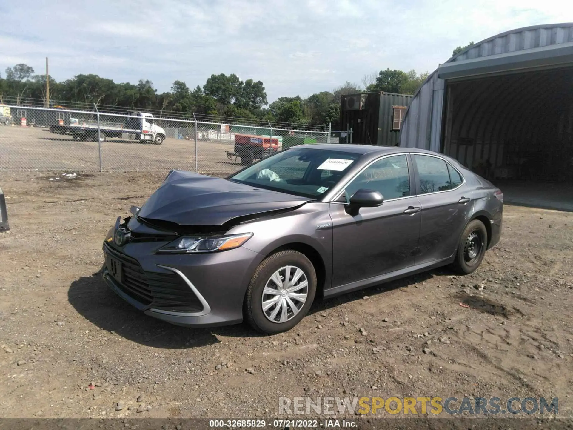 2 fotografías del automóvil dañado 4T1C31AK1MU030256 TOYOTA CAMRY 2021
