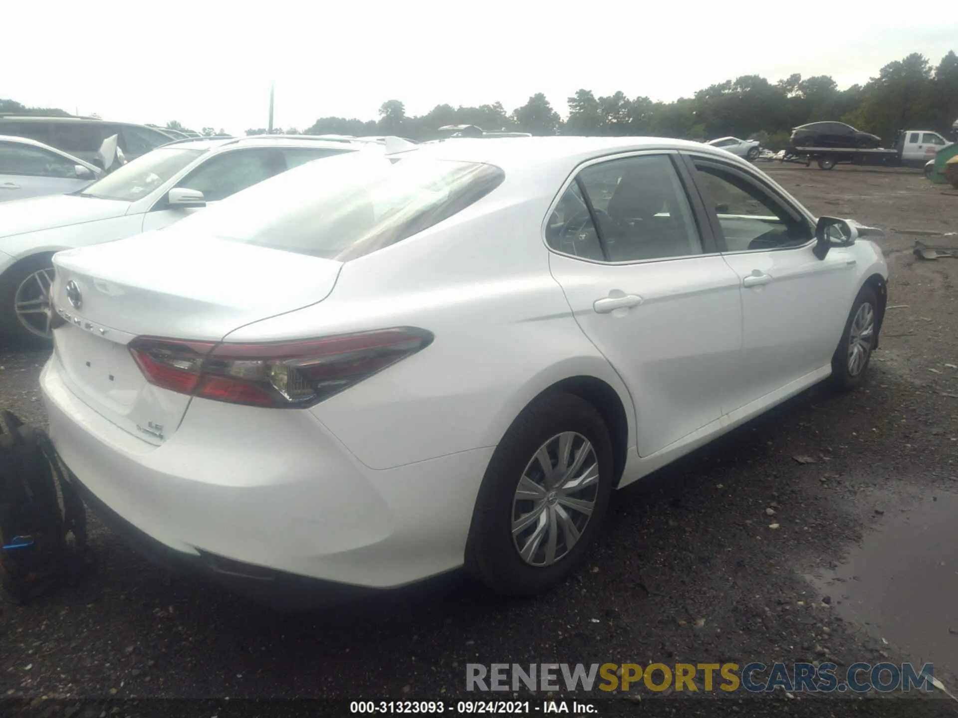 4 fotografías del automóvil dañado 4T1C31AK1MU030614 TOYOTA CAMRY 2021