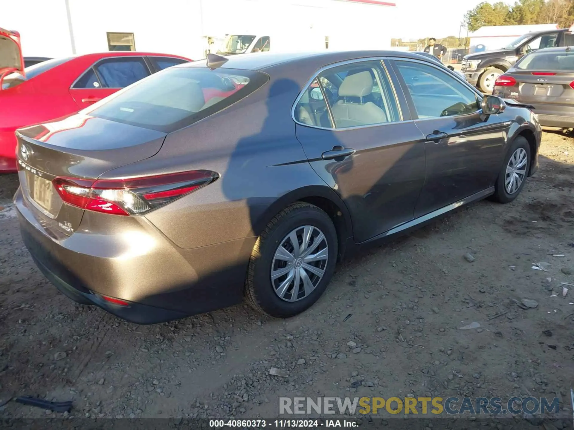 4 fotografías del automóvil dañado 4T1C31AK1MU555589 TOYOTA CAMRY 2021