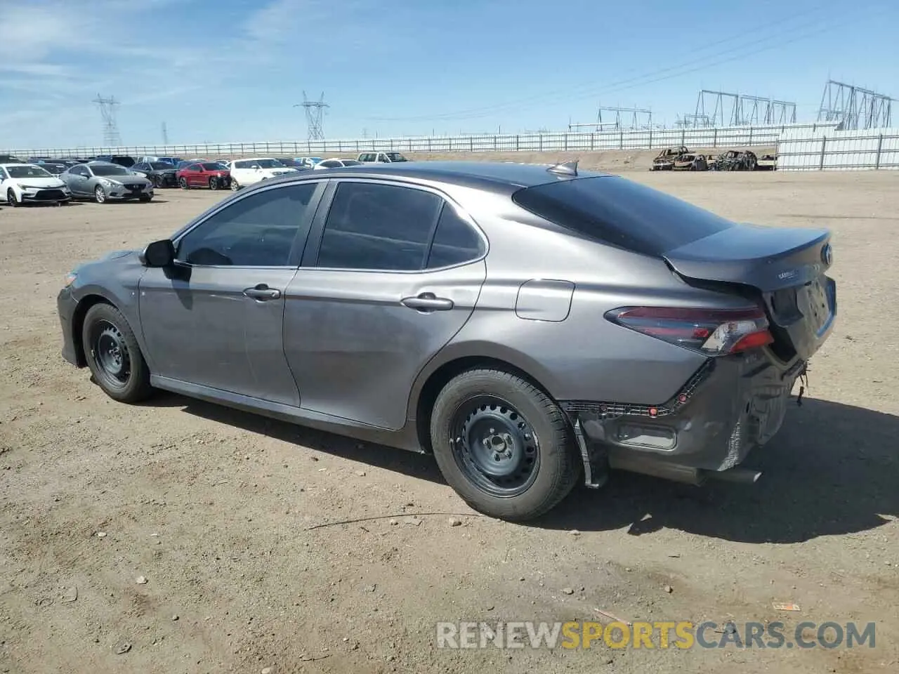 2 fotografías del automóvil dañado 4T1C31AK2MU553138 TOYOTA CAMRY 2021
