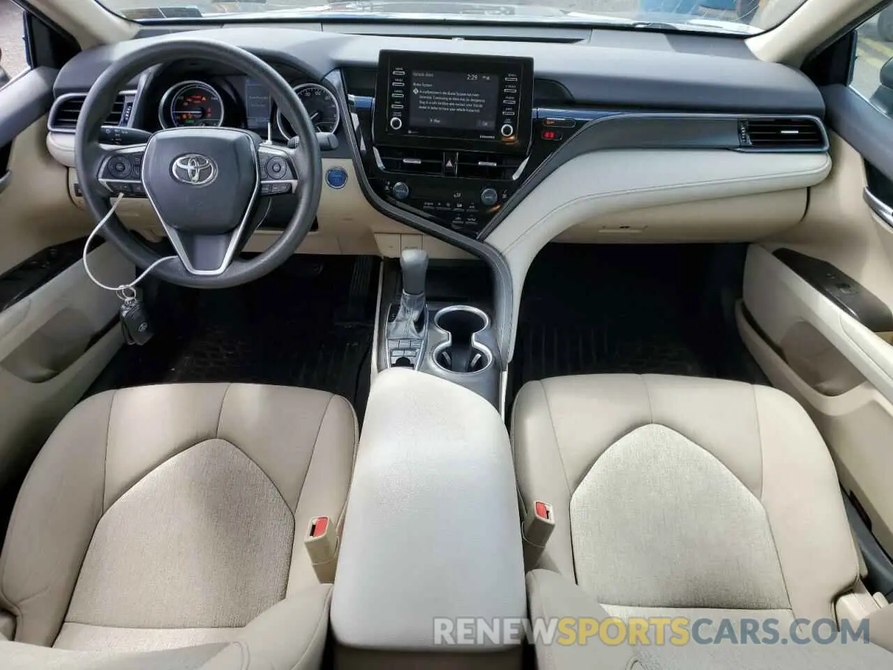 8 fotografías del automóvil dañado 4T1C31AK4MU546790 TOYOTA CAMRY 2021