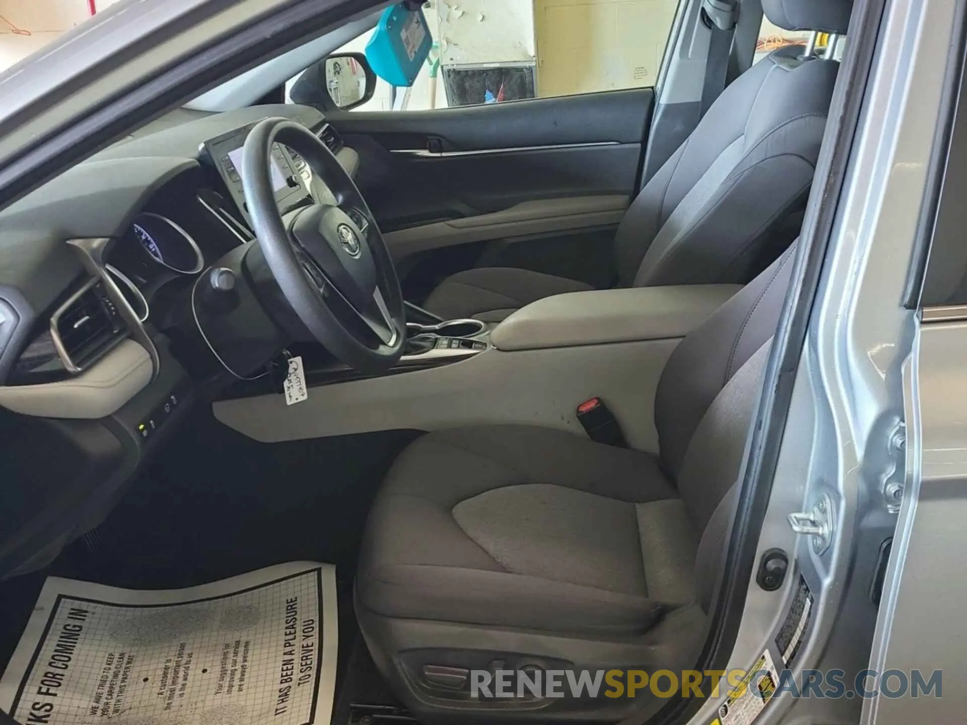 32 fotografías del automóvil dañado 4T1C31AK4MU551407 TOYOTA CAMRY 2021