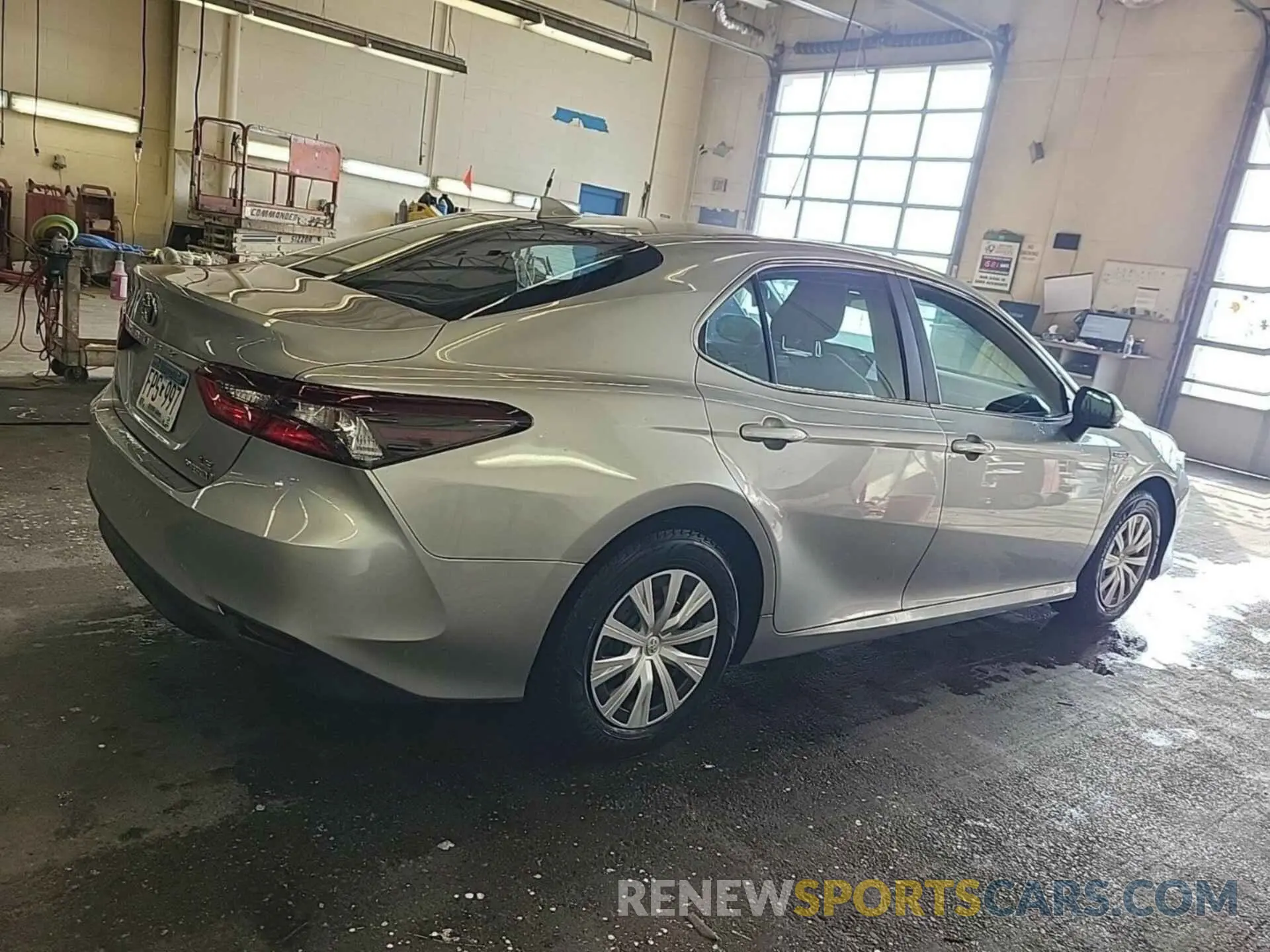 44 fotografías del automóvil dañado 4T1C31AK4MU551407 TOYOTA CAMRY 2021