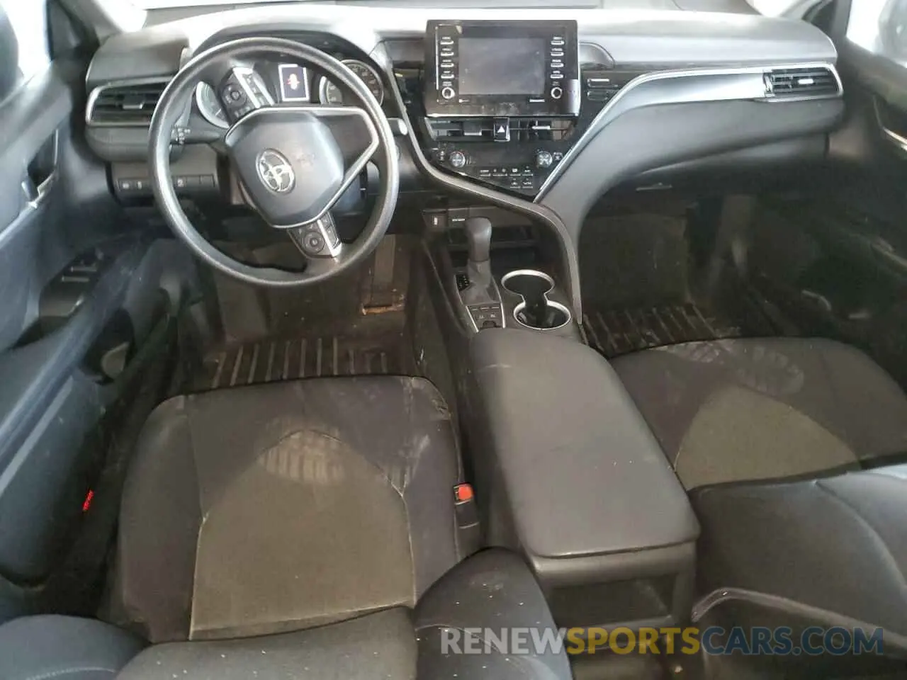 8 fotografías del automóvil dañado 4T1C31AK4MU553447 TOYOTA CAMRY 2021