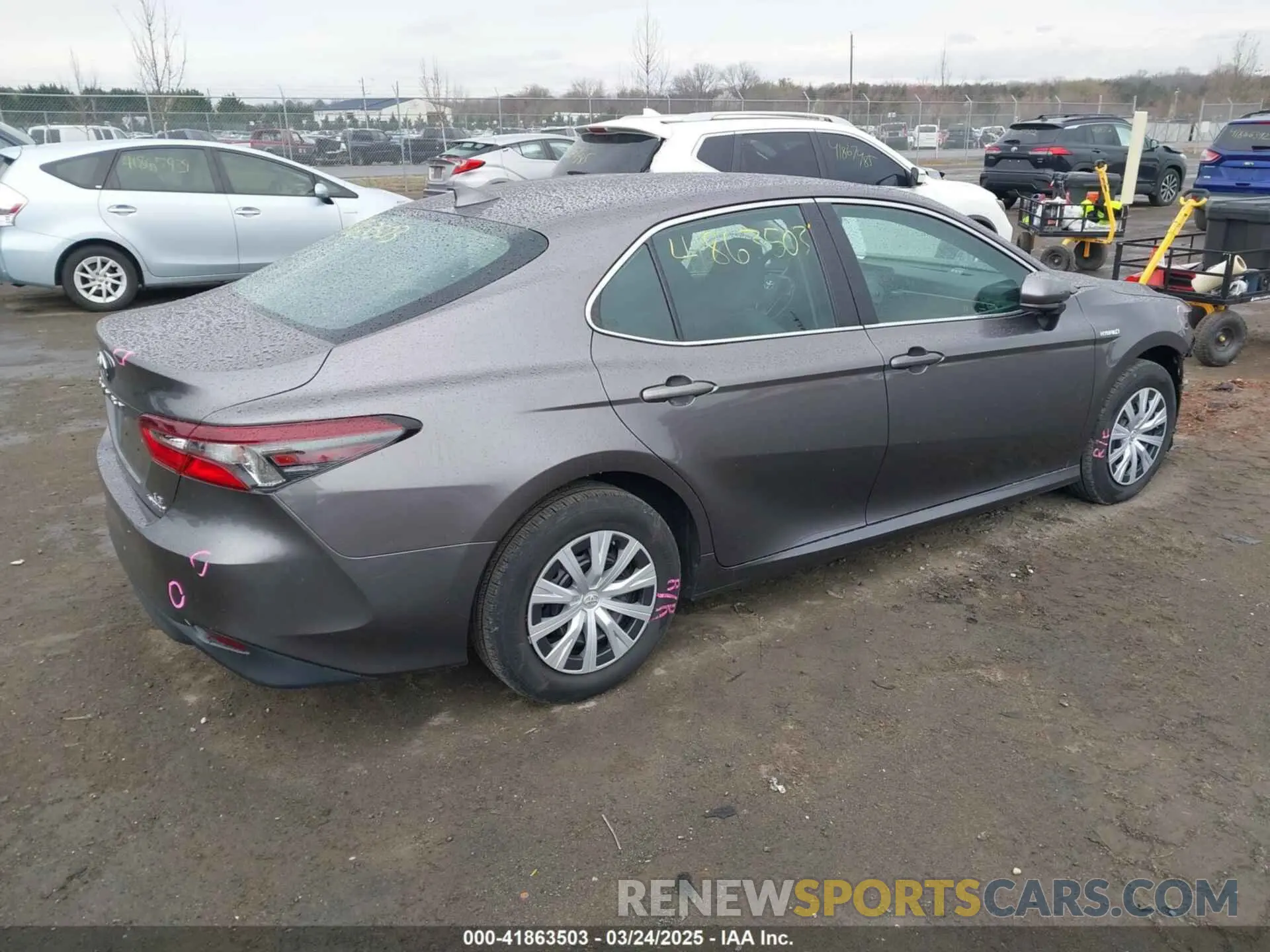 4 fotografías del automóvil dañado 4T1C31AK4MU557997 TOYOTA CAMRY 2021