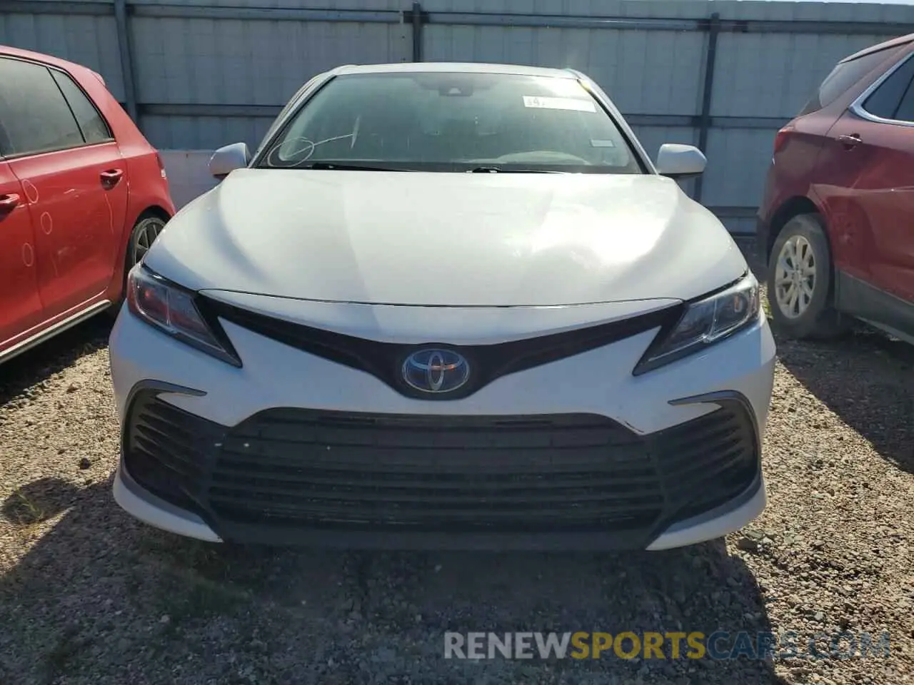 5 fotografías del automóvil dañado 4T1C31AK4MU567753 TOYOTA CAMRY 2021