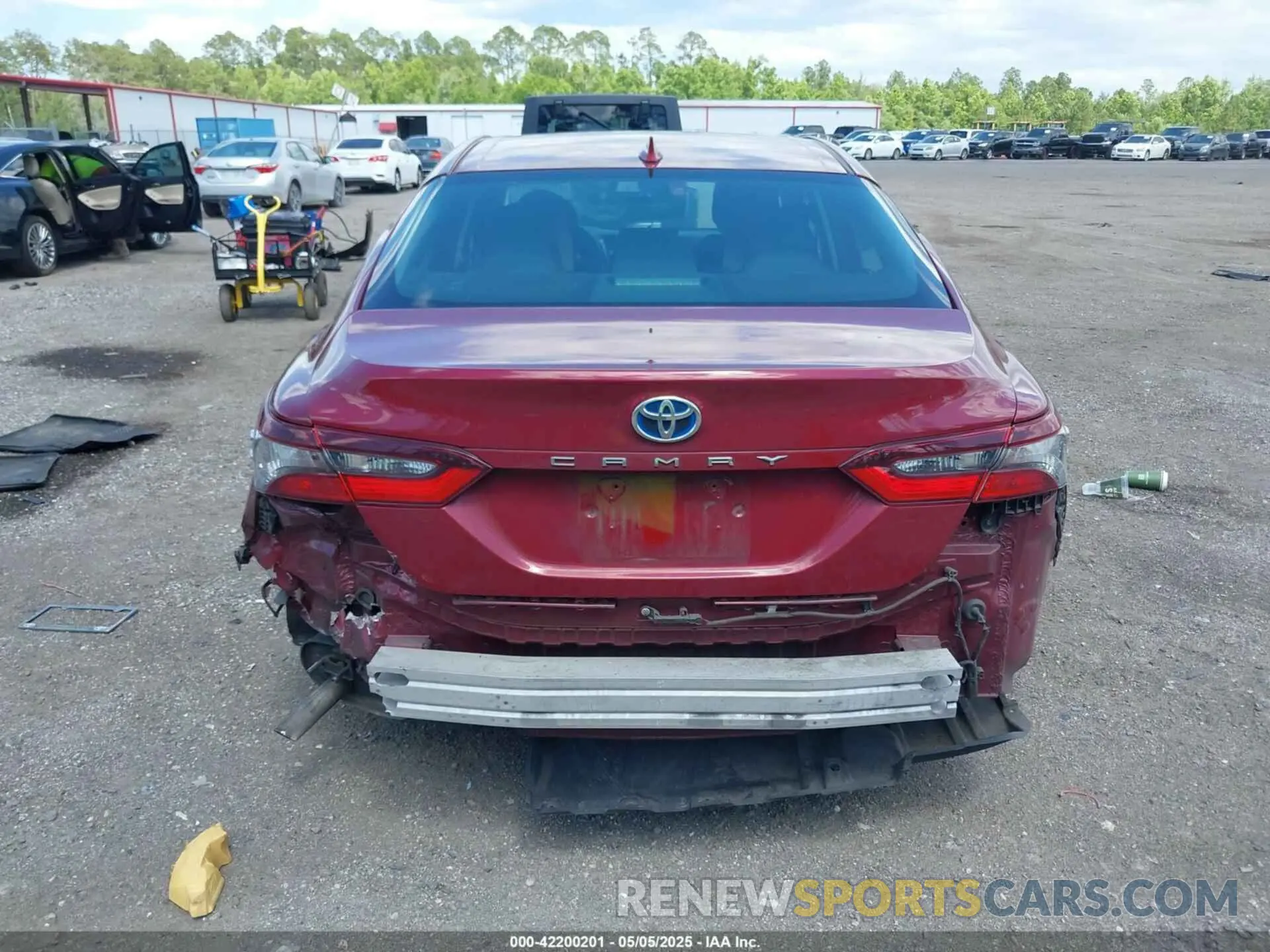 16 fotografías del automóvil dañado 4T1C31AK5MU030115 TOYOTA CAMRY 2021