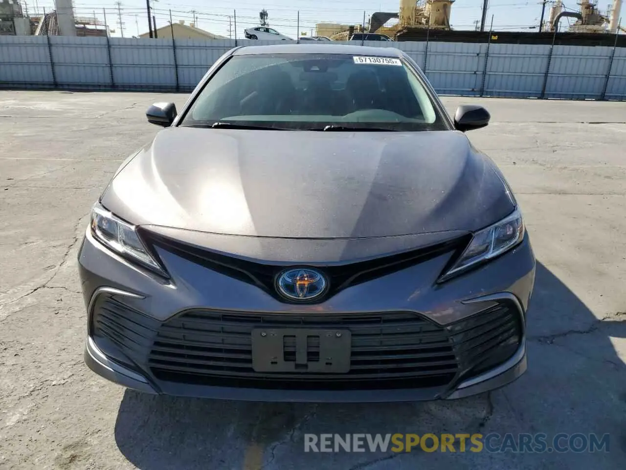 5 fotografías del automóvil dañado 4T1C31AK7MU023151 TOYOTA CAMRY 2021
