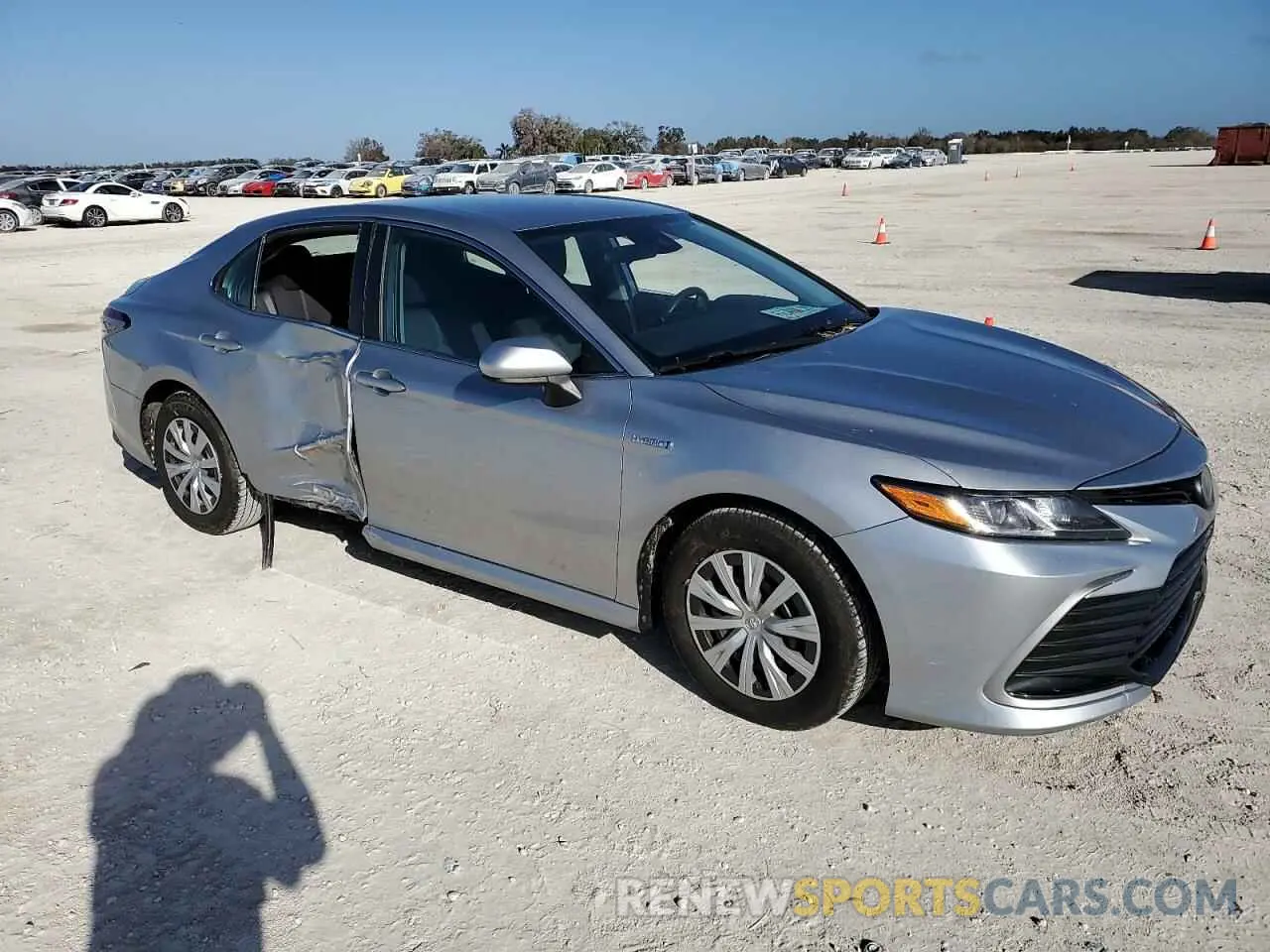 4 fotografías del automóvil dañado 4T1C31AK7MU551353 TOYOTA CAMRY 2021