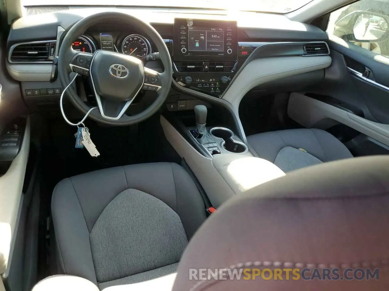 8 fotografías del automóvil dañado 4T1C31AK7MU554480 TOYOTA CAMRY 2021