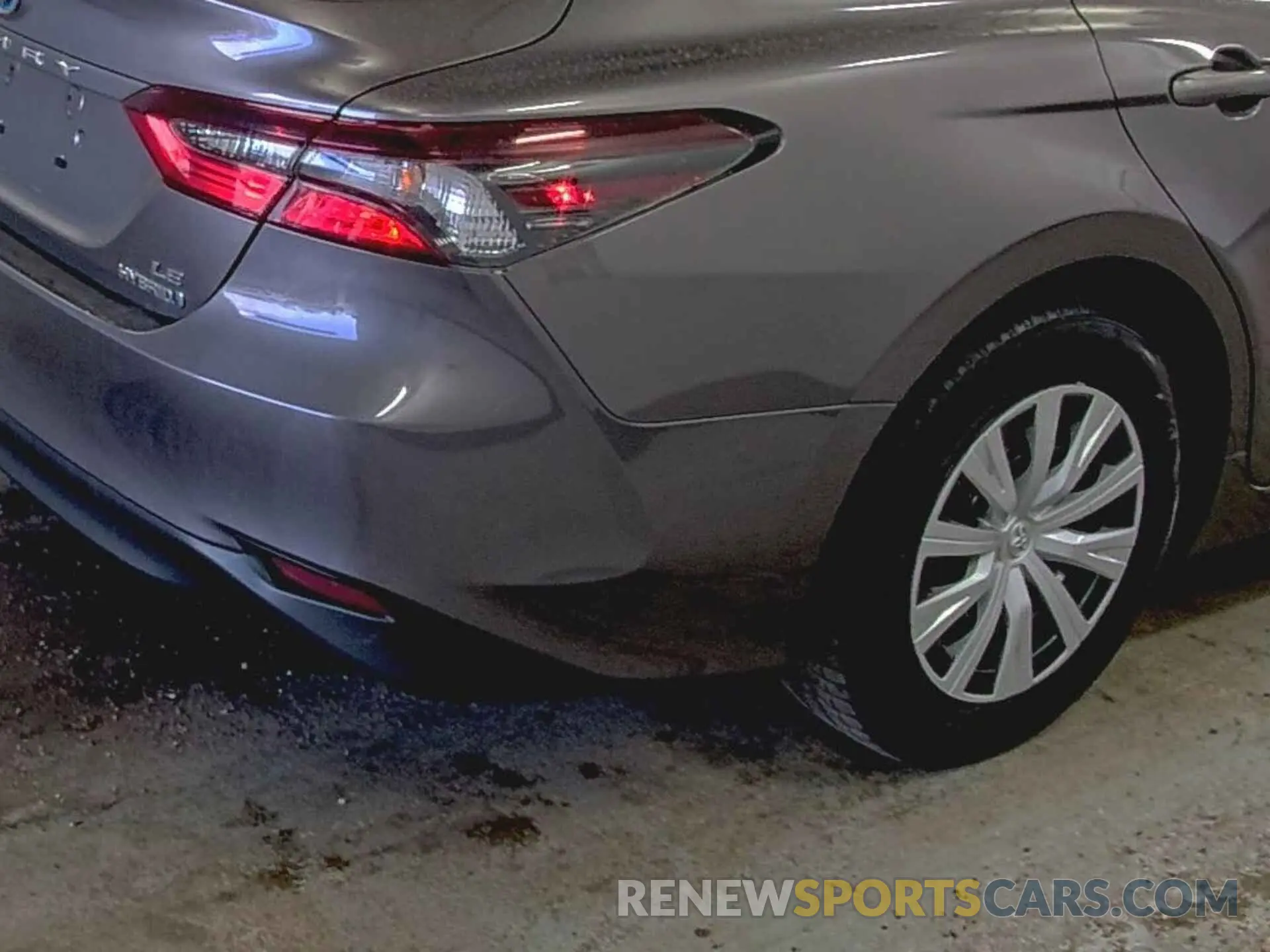 16 fotografías del automóvil dañado 4T1C31AK8MU026902 TOYOTA CAMRY 2021
