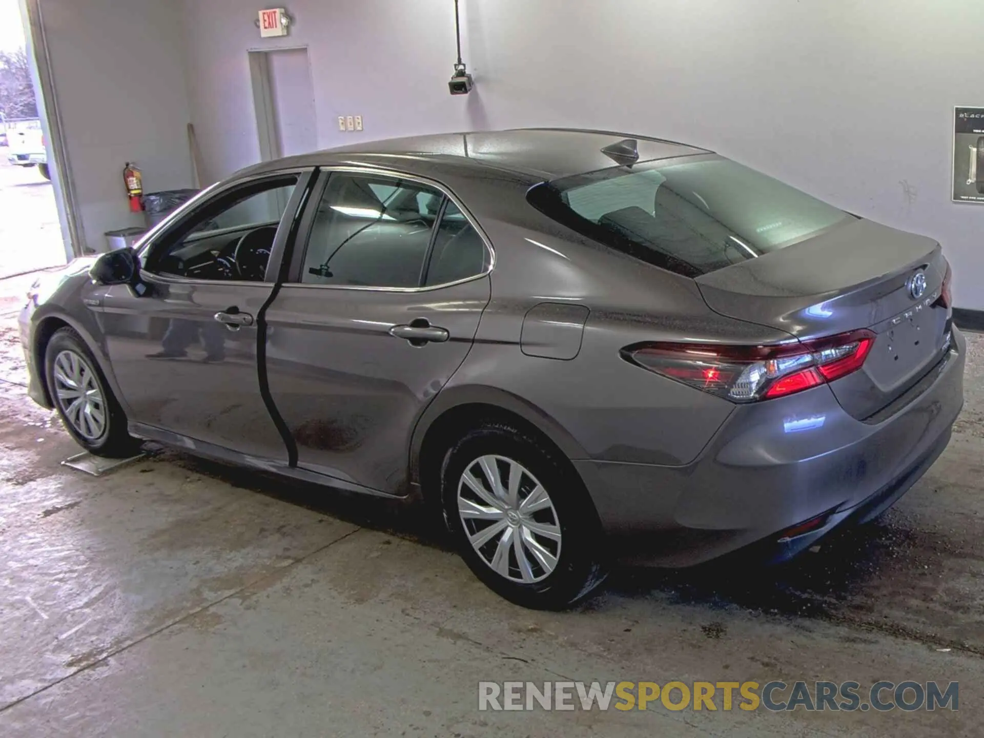 29 fotografías del automóvil dañado 4T1C31AK8MU026902 TOYOTA CAMRY 2021