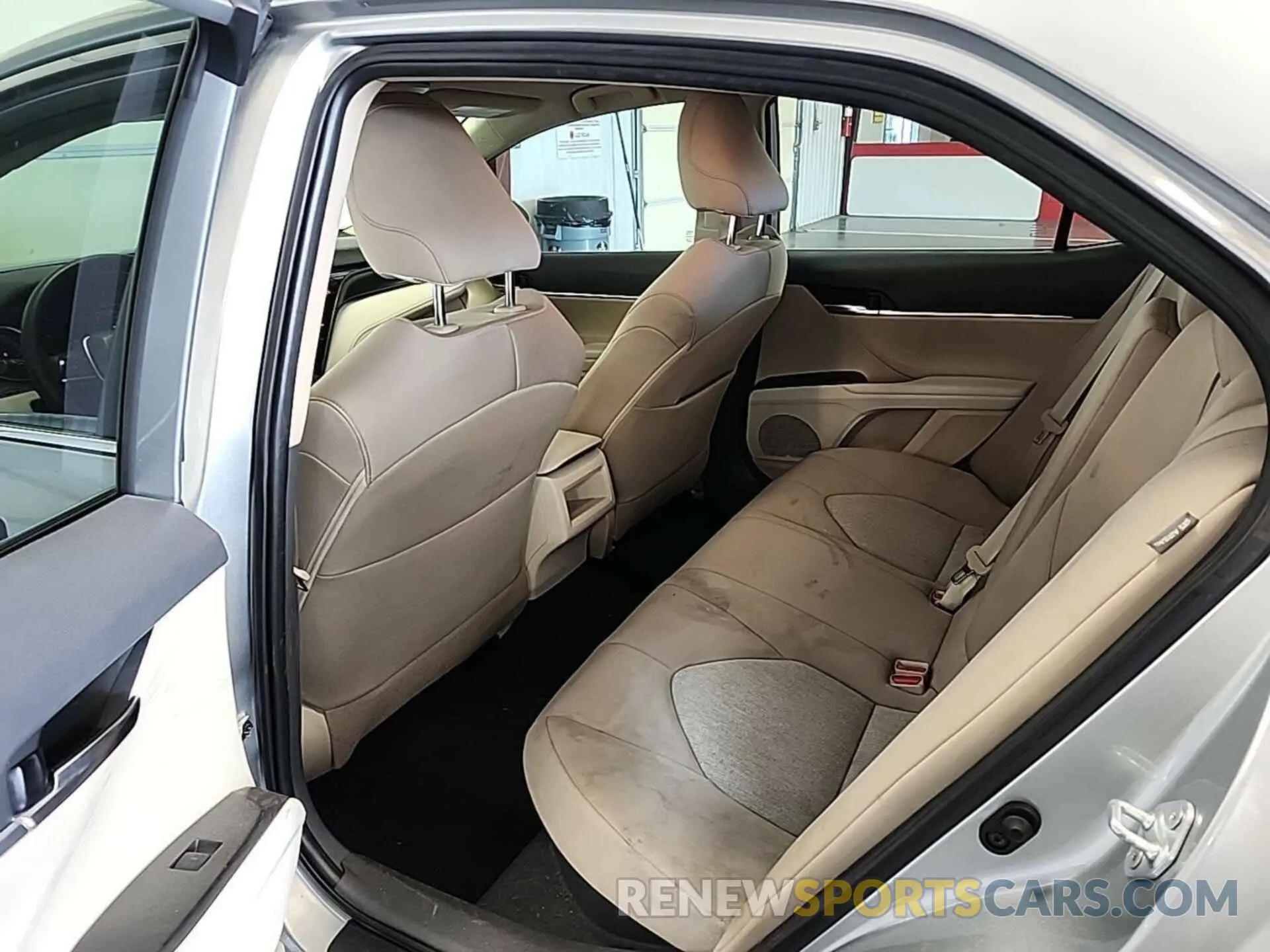 6 fotografías del automóvil dañado 4T1C31AK8MU551863 TOYOTA CAMRY 2021
