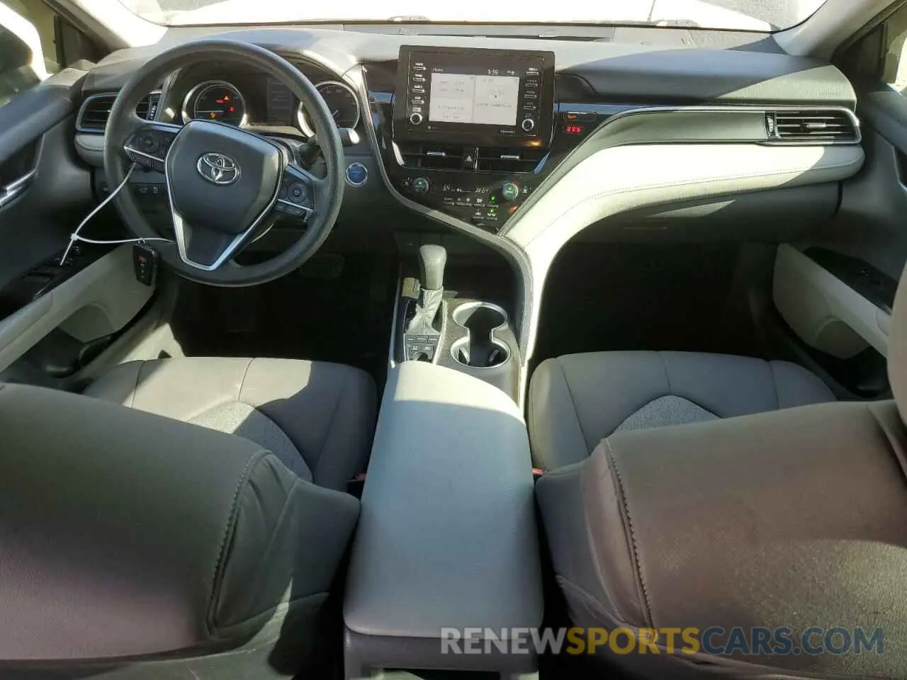 8 fotografías del automóvil dañado 4T1C31AK9MU563231 TOYOTA CAMRY 2021