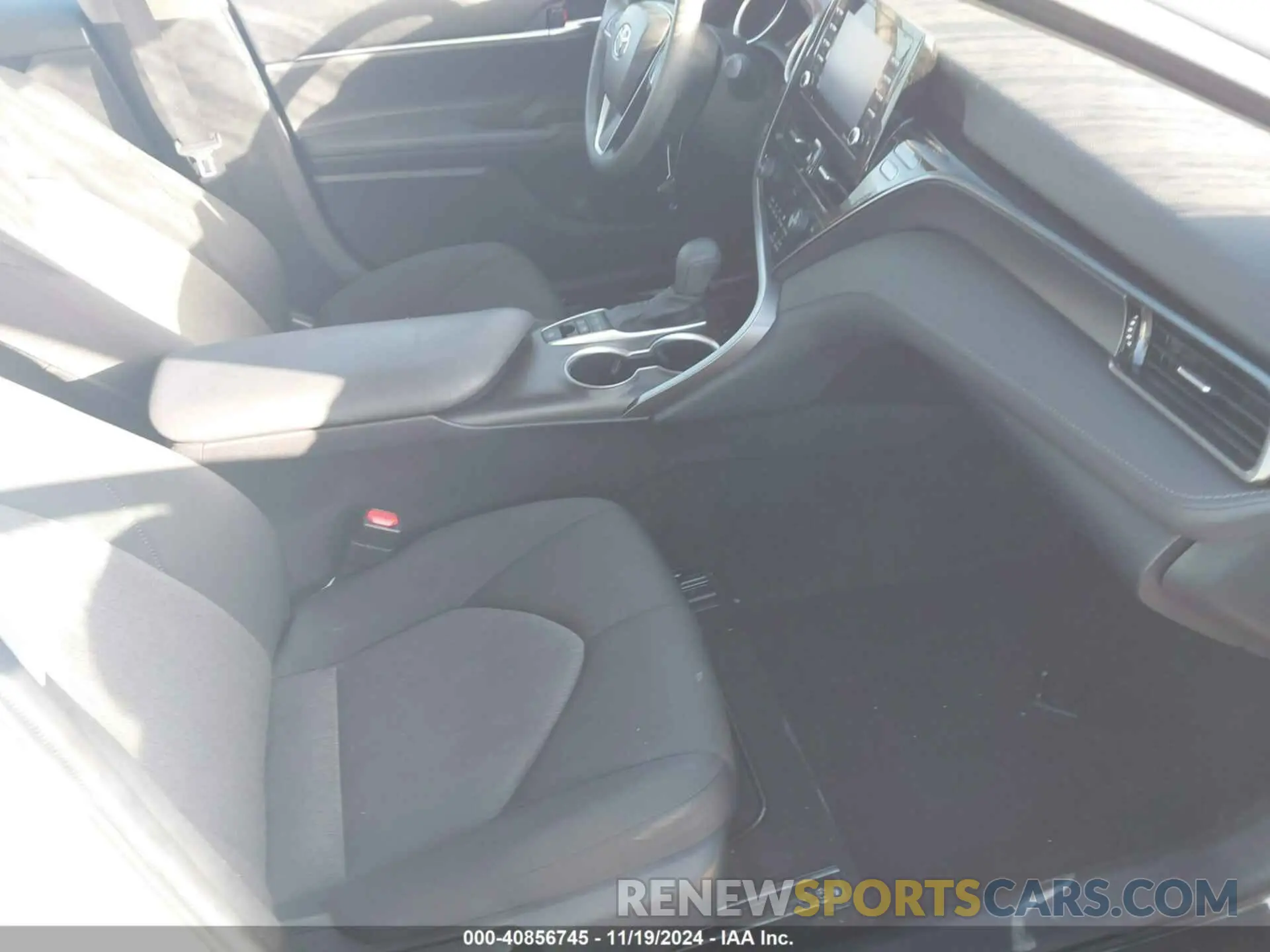 5 fotografías del automóvil dañado 4T1C31AKXMU562069 TOYOTA CAMRY 2021
